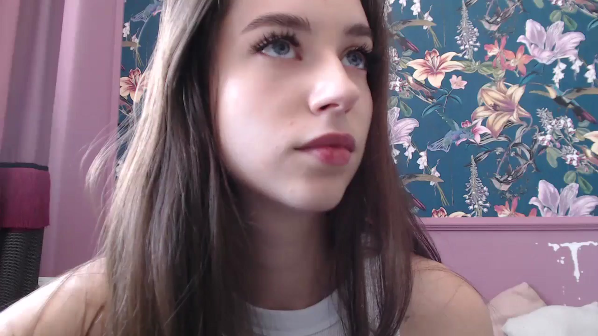 Gallery image thumbnail from ElsieF_'s myfreecams stream on, 08/09/2025, 08:03 image 20 of 20