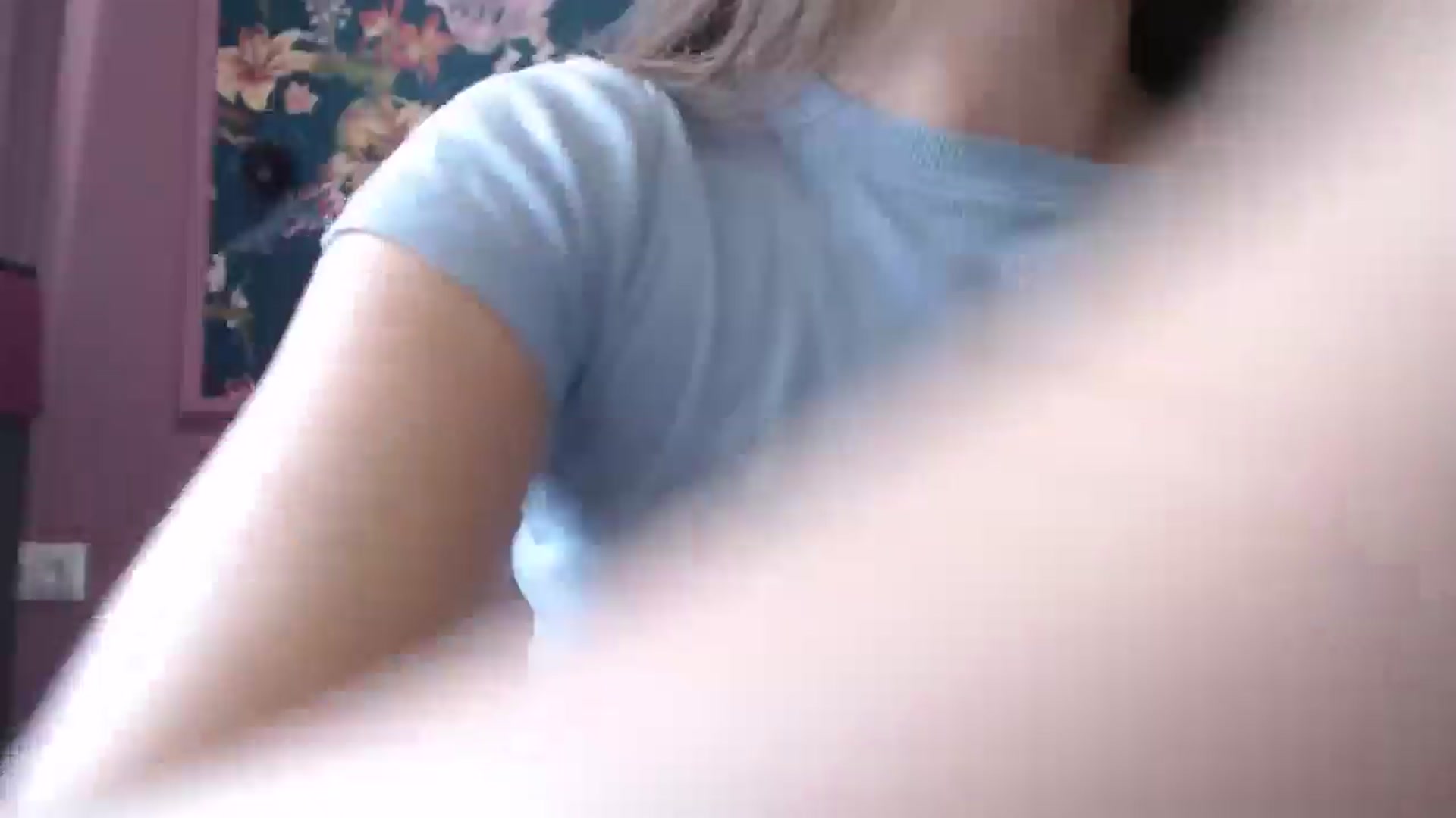 Gallery image thumbnail from ElsieF_'s myfreecams stream on, 10/04/2025, 08:41 image 18 of 20