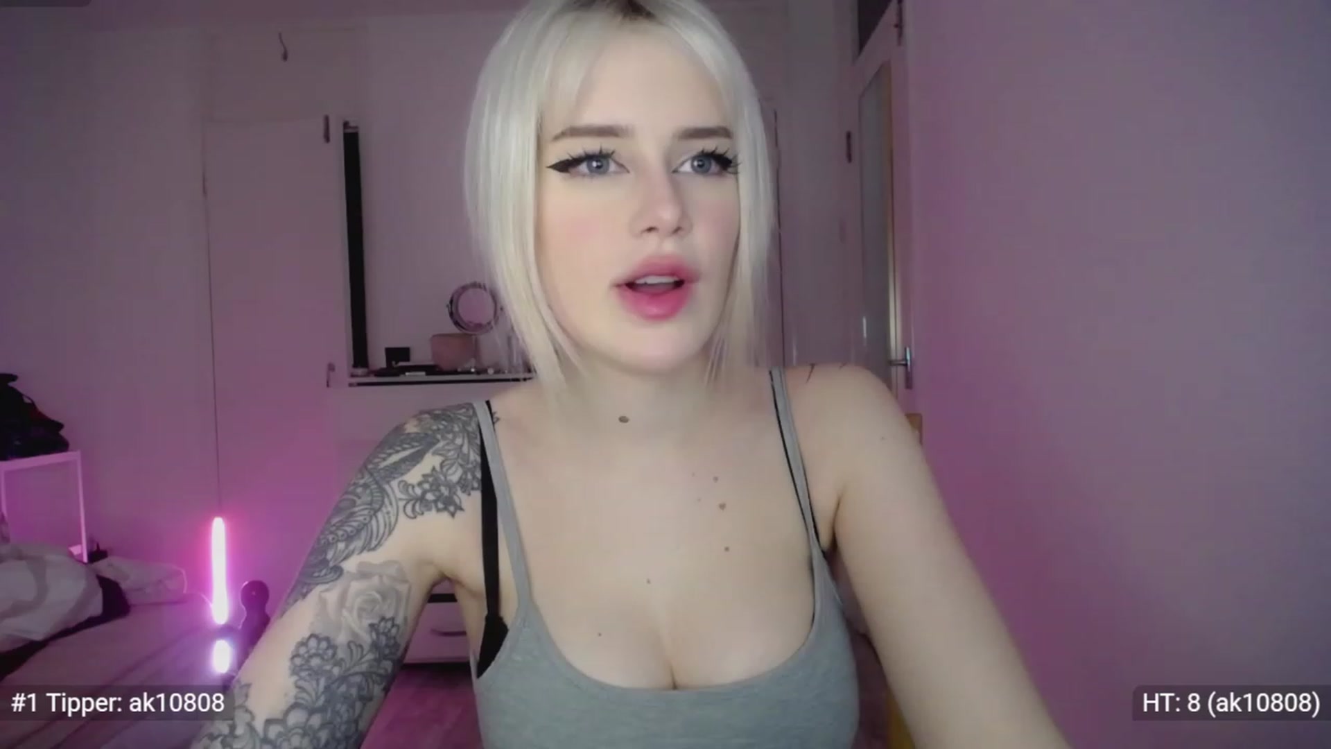Gallery image thumbnail from Elsie_Marina's myfreecams stream on, 01/16/2023, 01:48 image 16 of 20