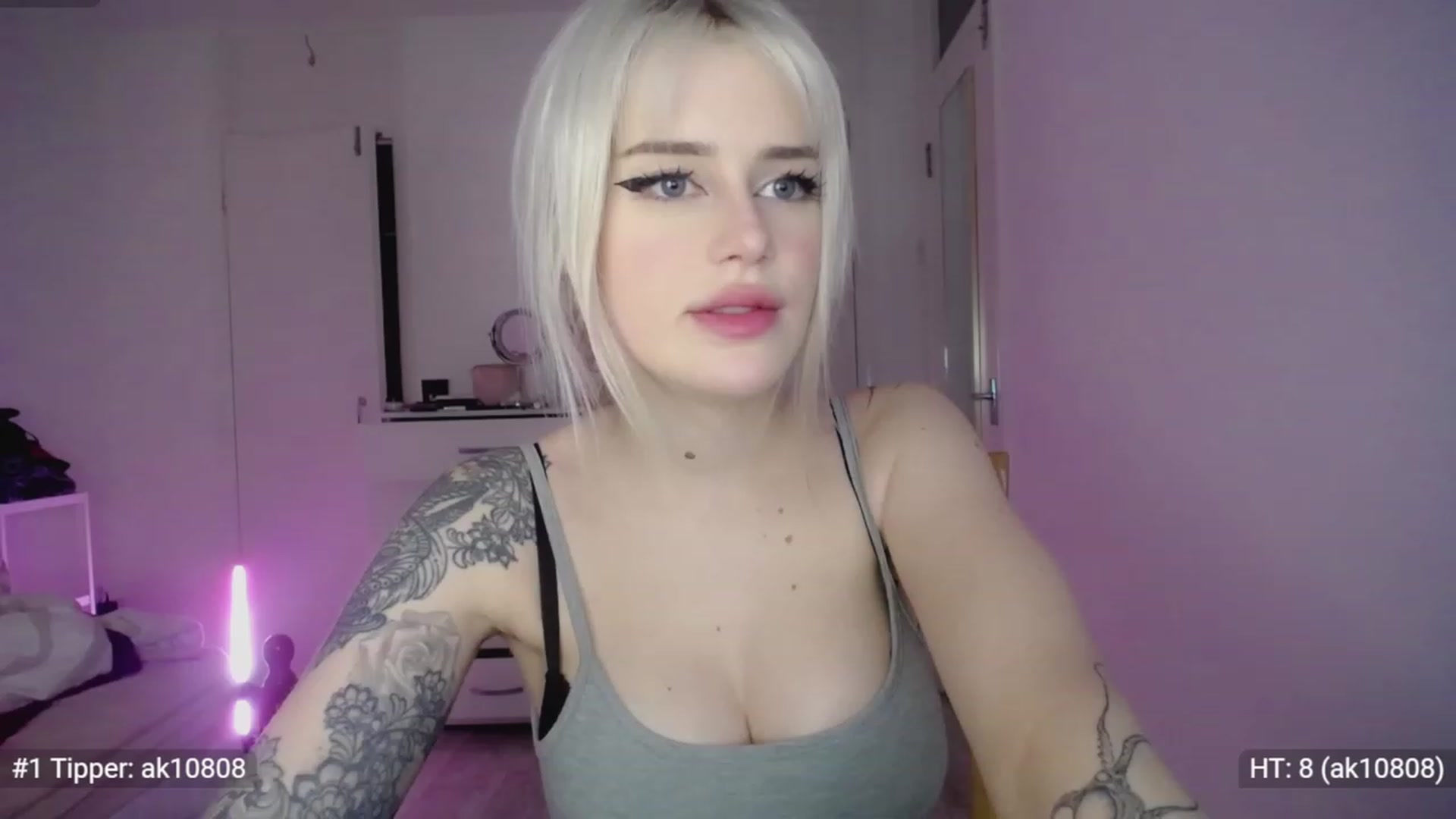 Gallery image thumbnail from Elsie_Marina's myfreecams stream on, 01/16/2023, 01:48 image 12 of 20