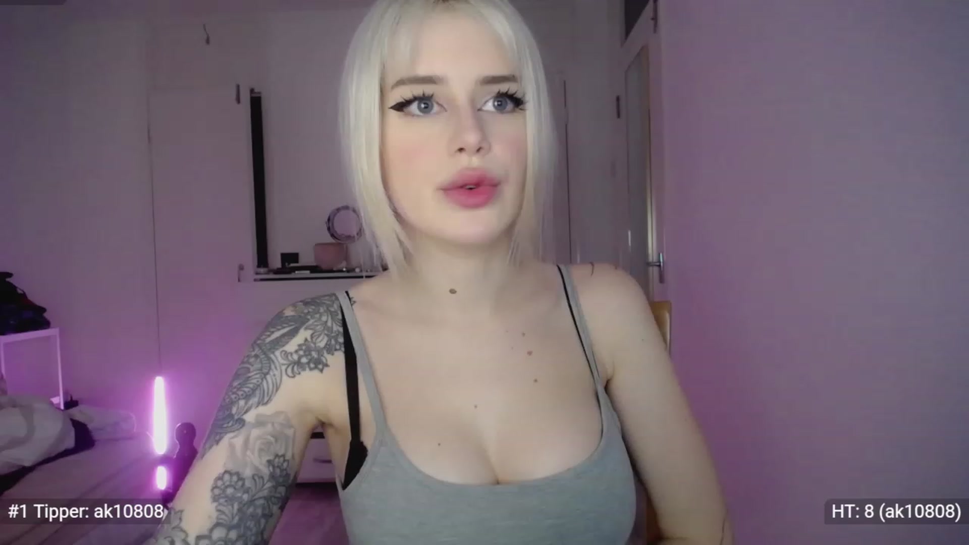 Gallery image thumbnail from Elsie_Marina's myfreecams stream on, 01/16/2023, 01:48 image 17 of 20