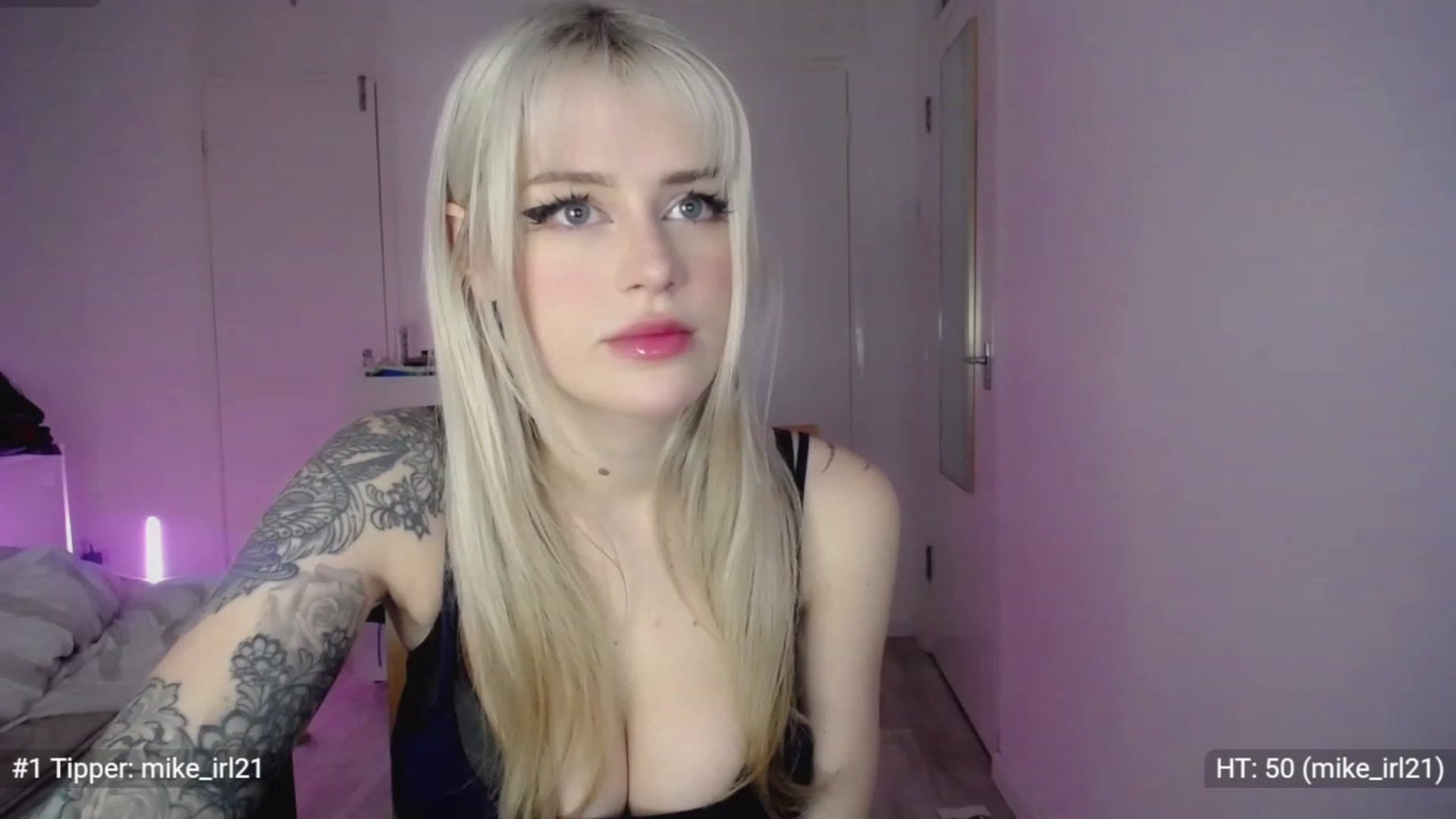 Gallery image thumbnail from Elsie_Marina's myfreecams stream on, 01/23/2023, 03:48 image 4 of 20