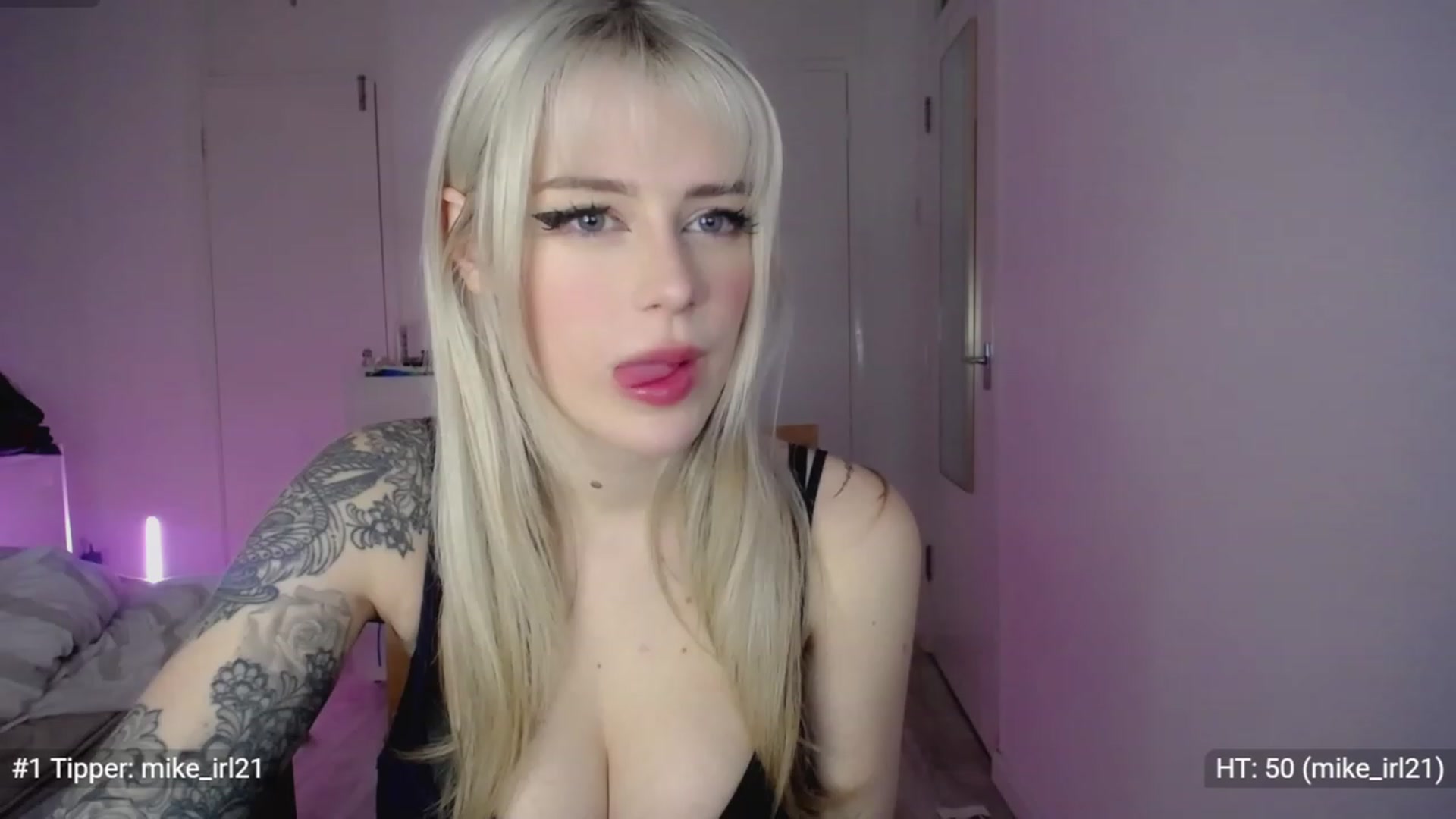 Gallery image thumbnail from Elsie_Marina's myfreecams stream on, 01/23/2023, 03:48 image 2 of 20