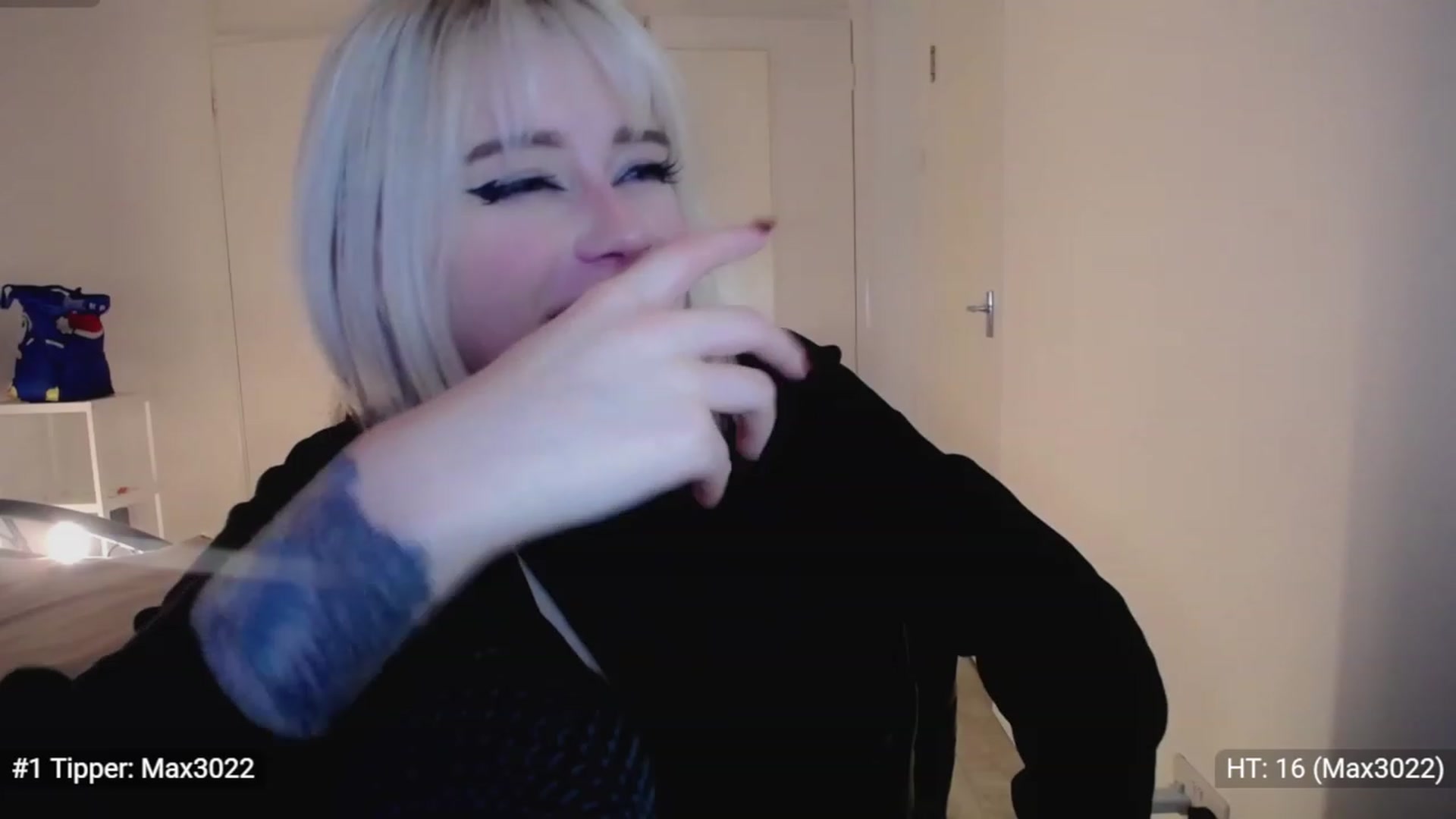 Gallery image thumbnail from Elsie_Marina's myfreecams stream on, 01/29/2023, 24:56 image 11 of 20