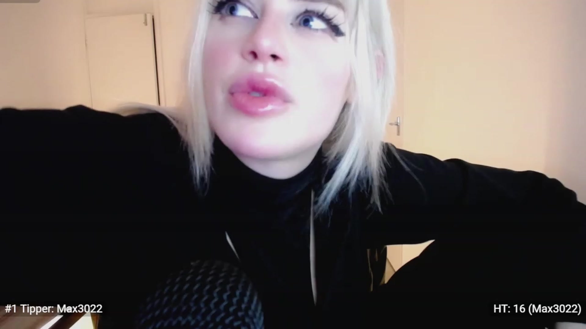 Gallery image thumbnail from Elsie_Marina's myfreecams stream on, 01/29/2023, 24:56 image 12 of 20
