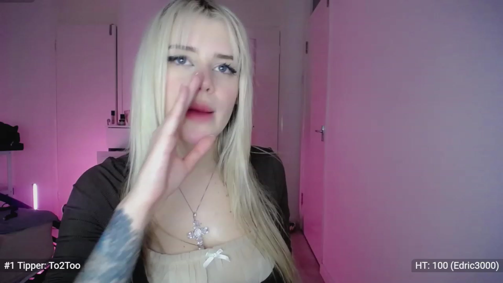 Gallery image thumbnail from Elsie_Marina's myfreecams stream on, 02/16/2023, 04:00 image 20 of 20