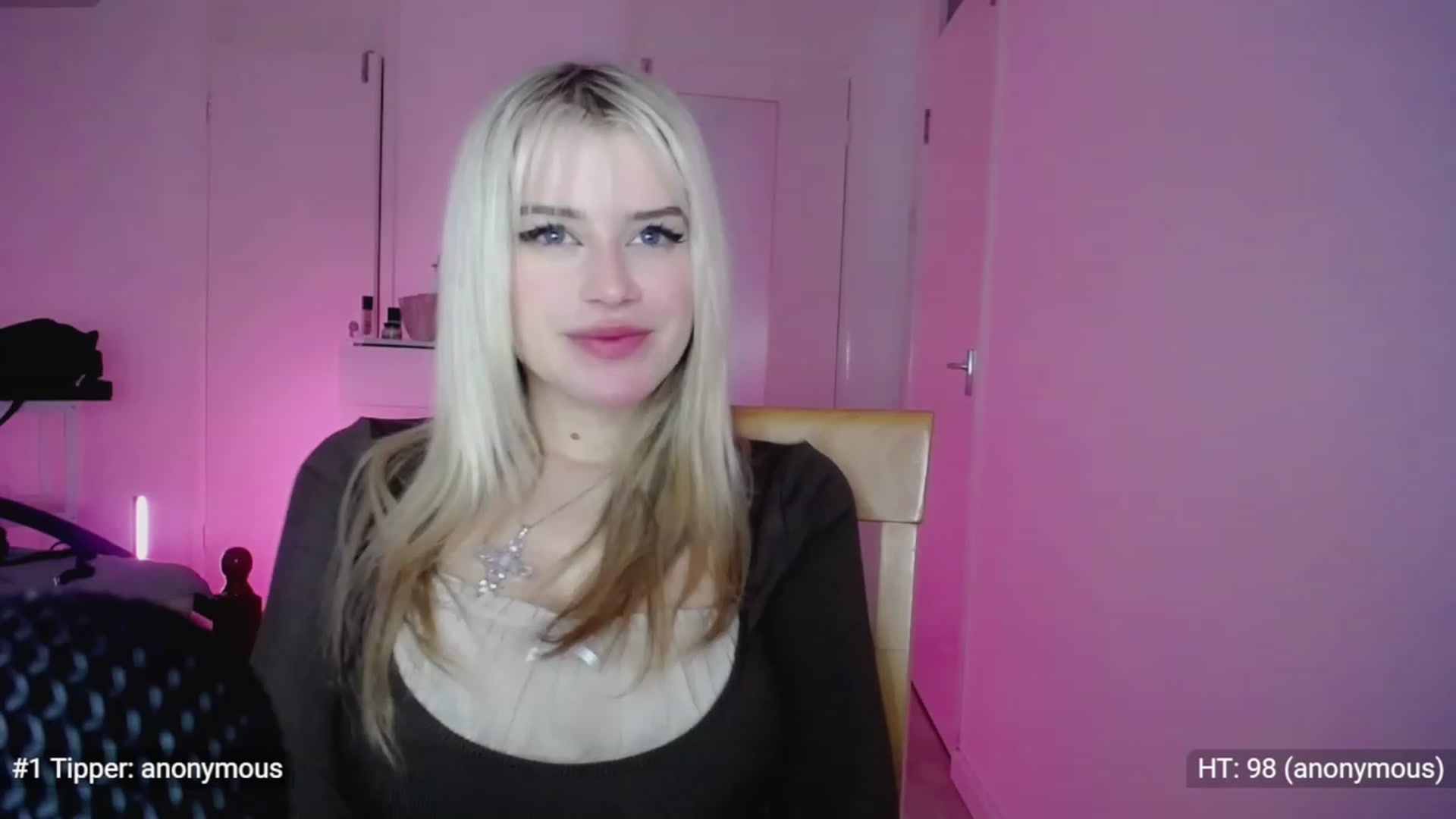 Gallery image thumbnail from Elsie_Marina's myfreecams stream on, 02/16/2023, 04:00 image 5 of 20