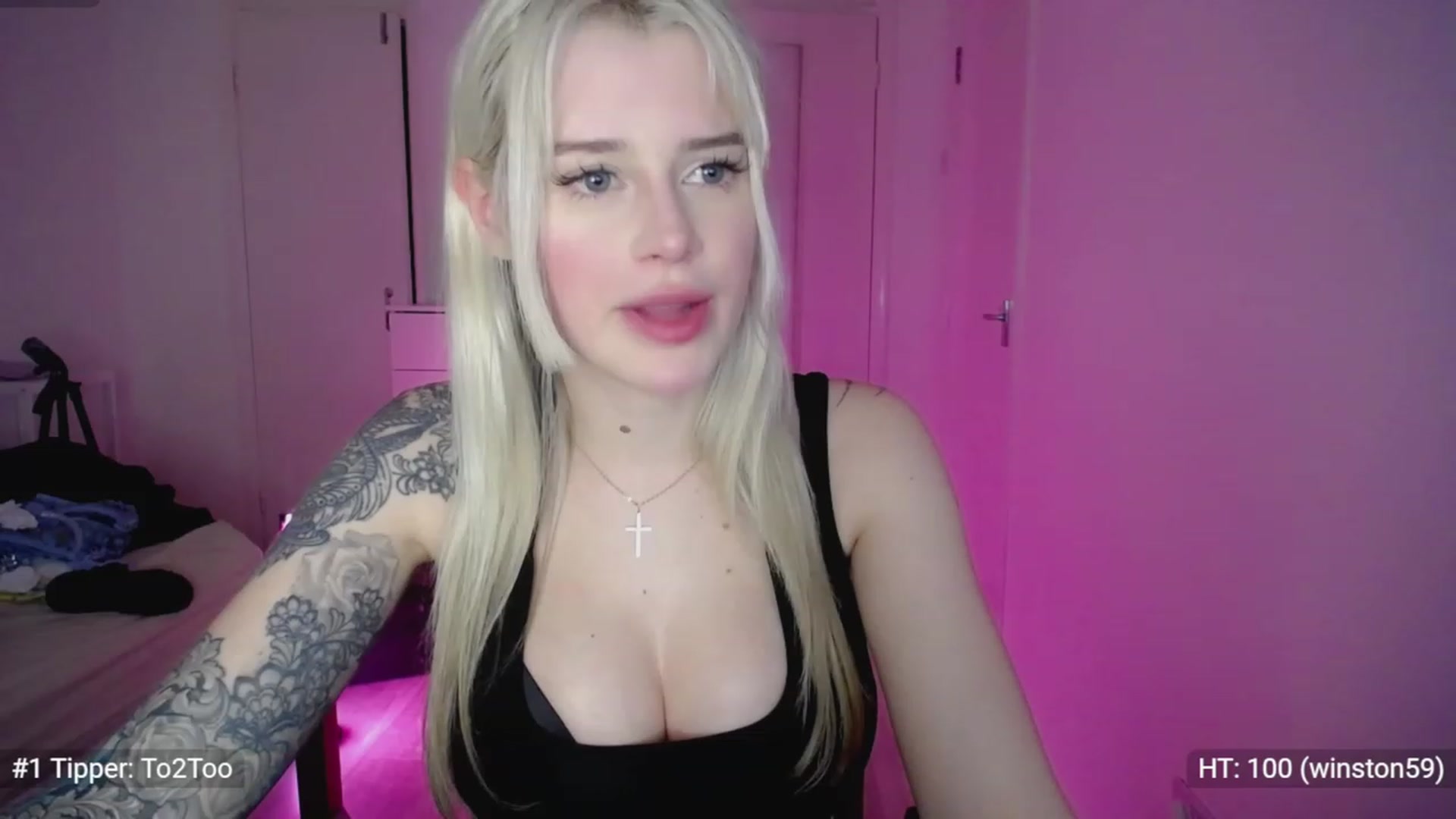 Gallery image thumbnail from Elsie_Marina's myfreecams stream on, 04/01/2023, 02:22 image 5 of 20