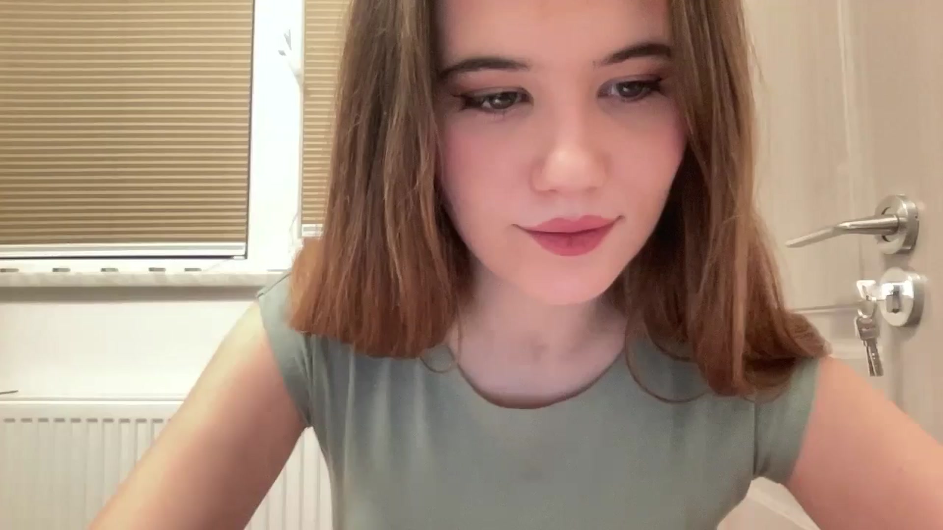 Gallery image thumbnail from Elvira's myfreecams stream on, 02/01/2026, 18:37 image 1 of 20