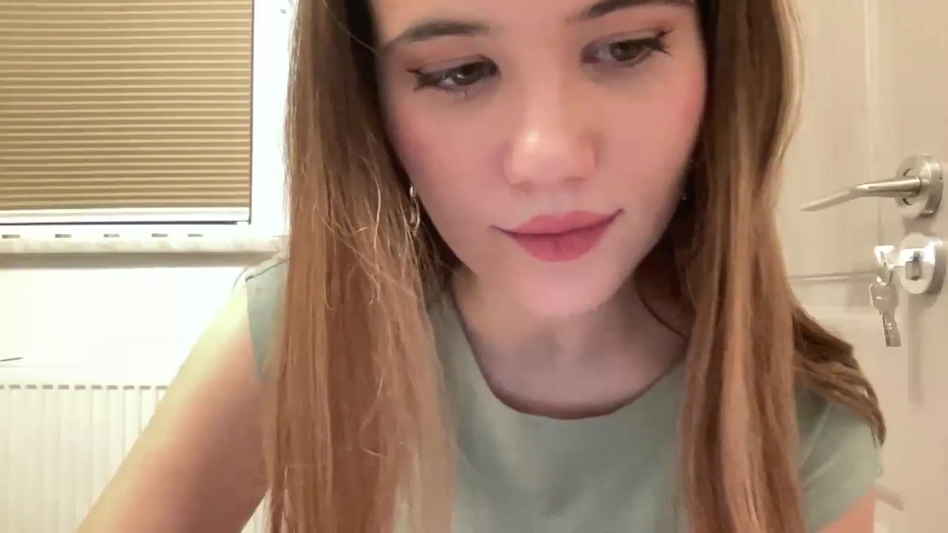 Gallery image thumbnail from Elvira's myfreecams stream on, 02/01/2026, 23:24 image 3 of 20