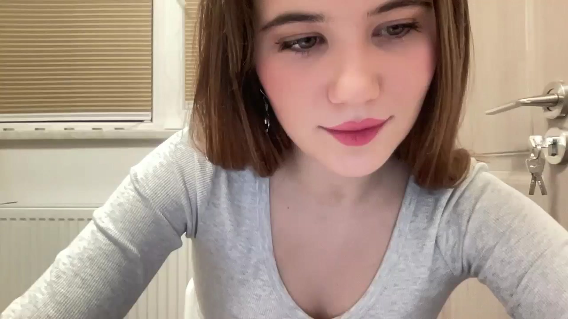 Gallery image thumbnail from Elvira's myfreecams stream on, 02/04/2026, 24:04 image 7 of 20
