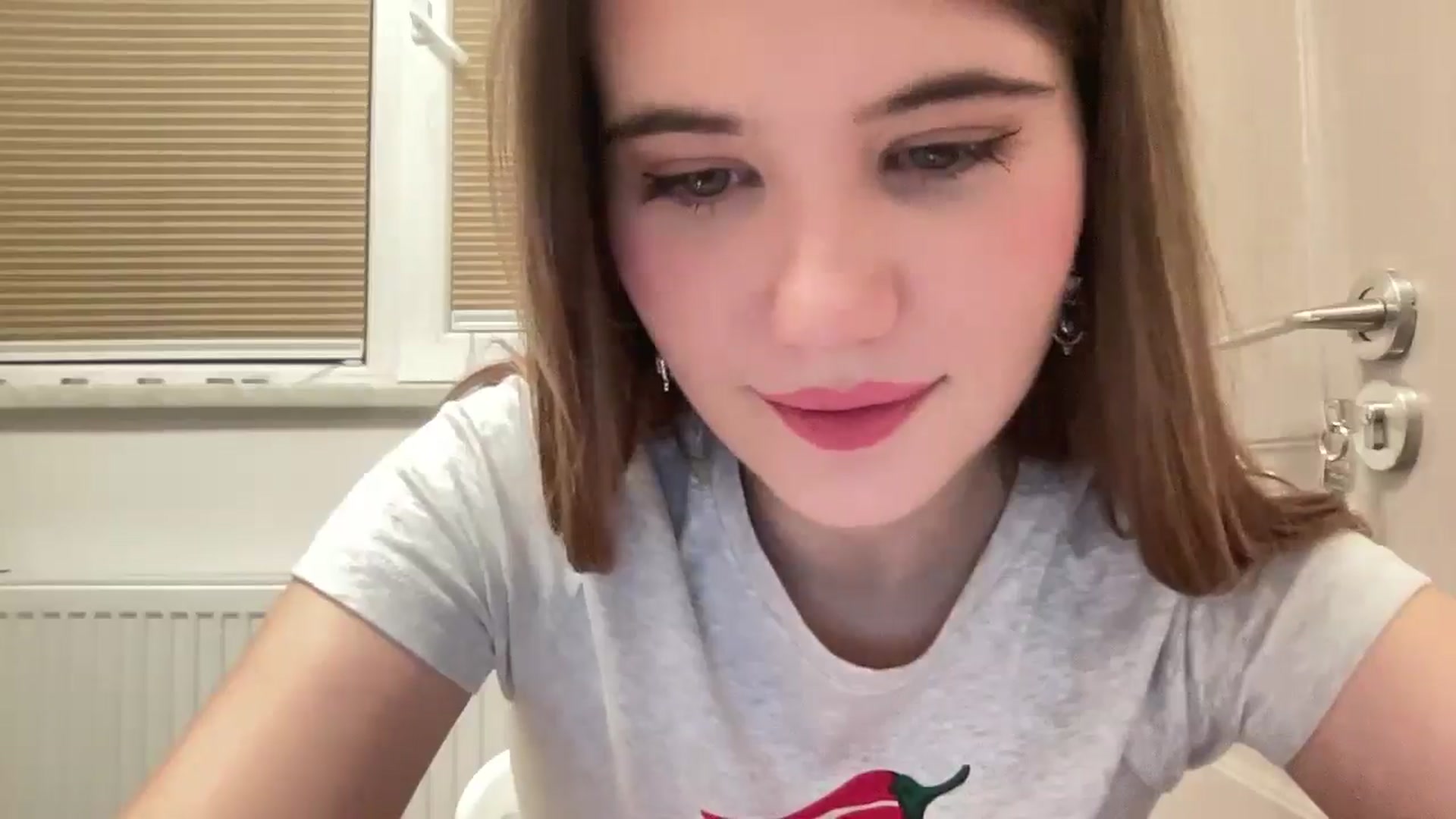Gallery image thumbnail from Elvira's myfreecams stream on, 02/06/2026, 20:50 image 12 of 20