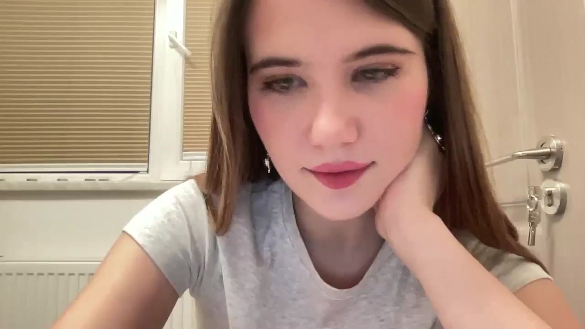 Gallery image thumbnail from Elvira's myfreecams stream on, 02/06/2026, 20:50 image 4 of 20