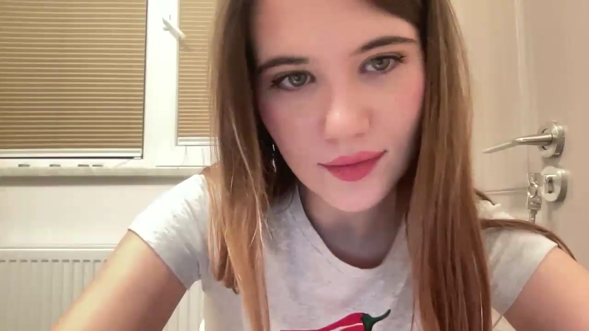 Gallery image thumbnail from Elvira's myfreecams stream on, 02/07/2026, 24:24 image 16 of 20