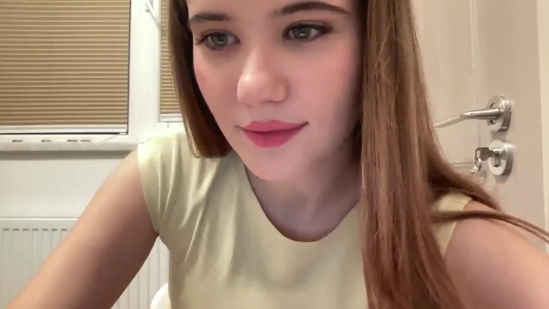 Gallery image thumbnail from Elvira's myfreecams stream on, 02/07/2026, 18:54 image 15 of 20