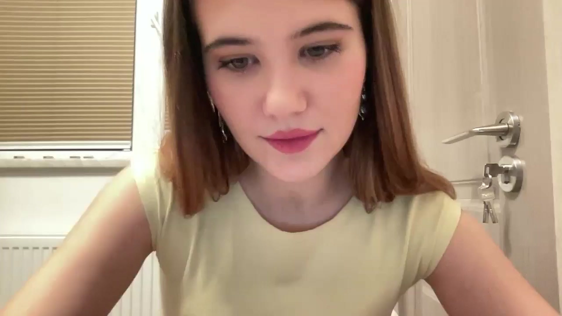 Gallery image thumbnail from Elvira's myfreecams stream on, 02/07/2026, 18:54 image 1 of 20