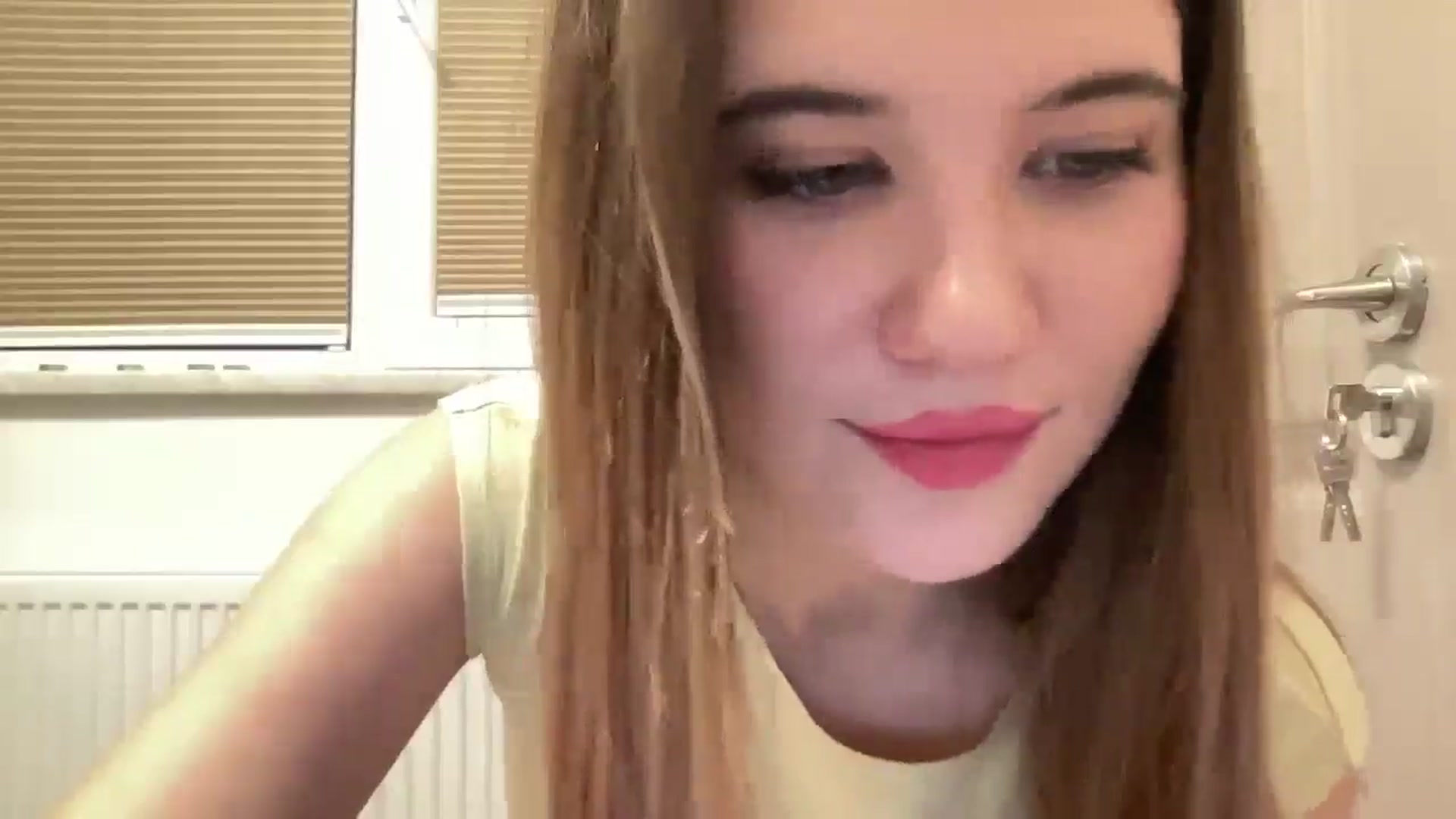 Gallery image thumbnail from Elvira's myfreecams stream on, 02/08/2026, 01:53 image 12 of 20