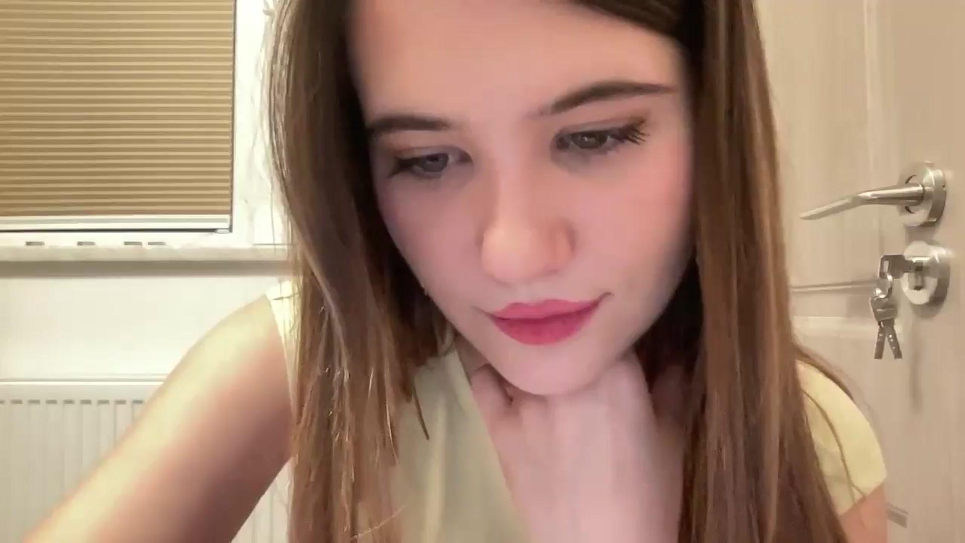 Gallery image thumbnail from Elvira's myfreecams stream on, 02/08/2026, 01:53 image 7 of 20