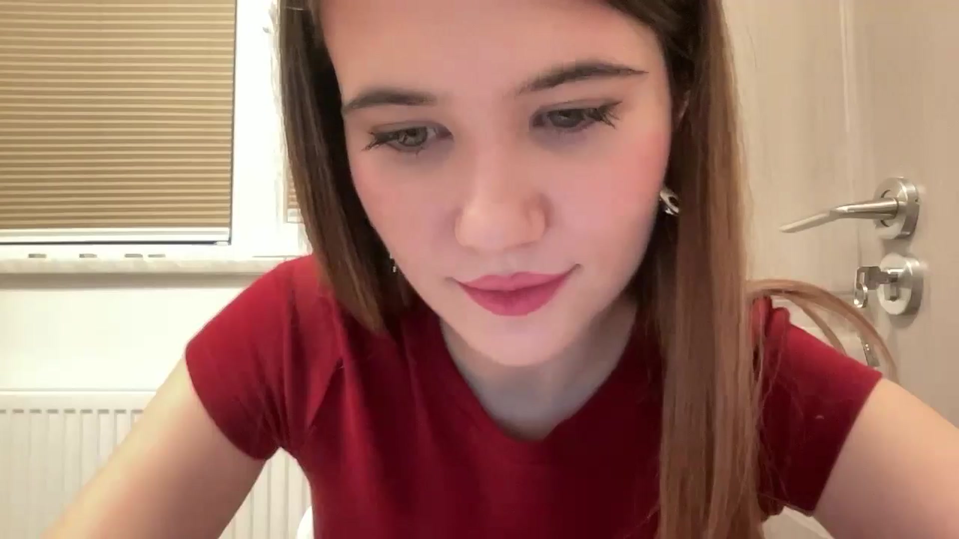 Gallery image thumbnail from Elvira's myfreecams stream on, 02/09/2026, 19:12 image 15 of 20