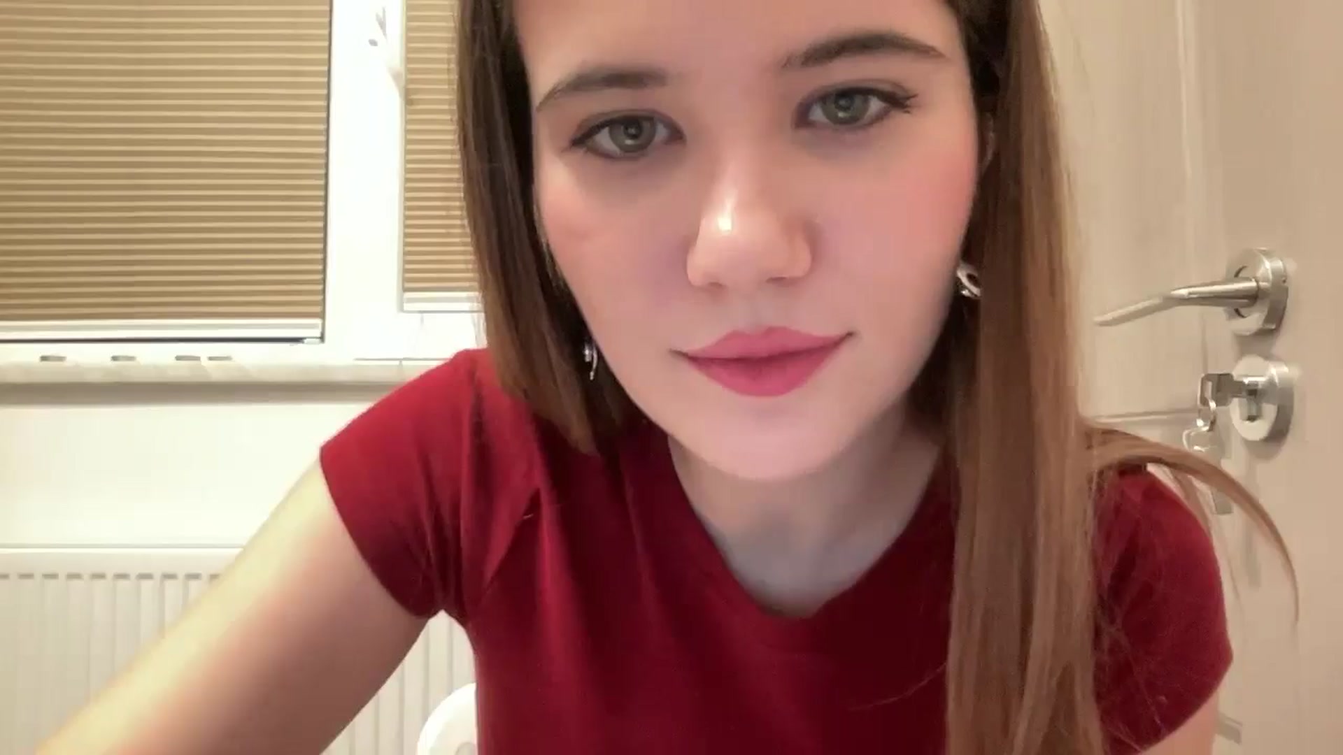 Gallery image thumbnail from Elvira's myfreecams stream on, 02/09/2026, 19:12 image 18 of 20