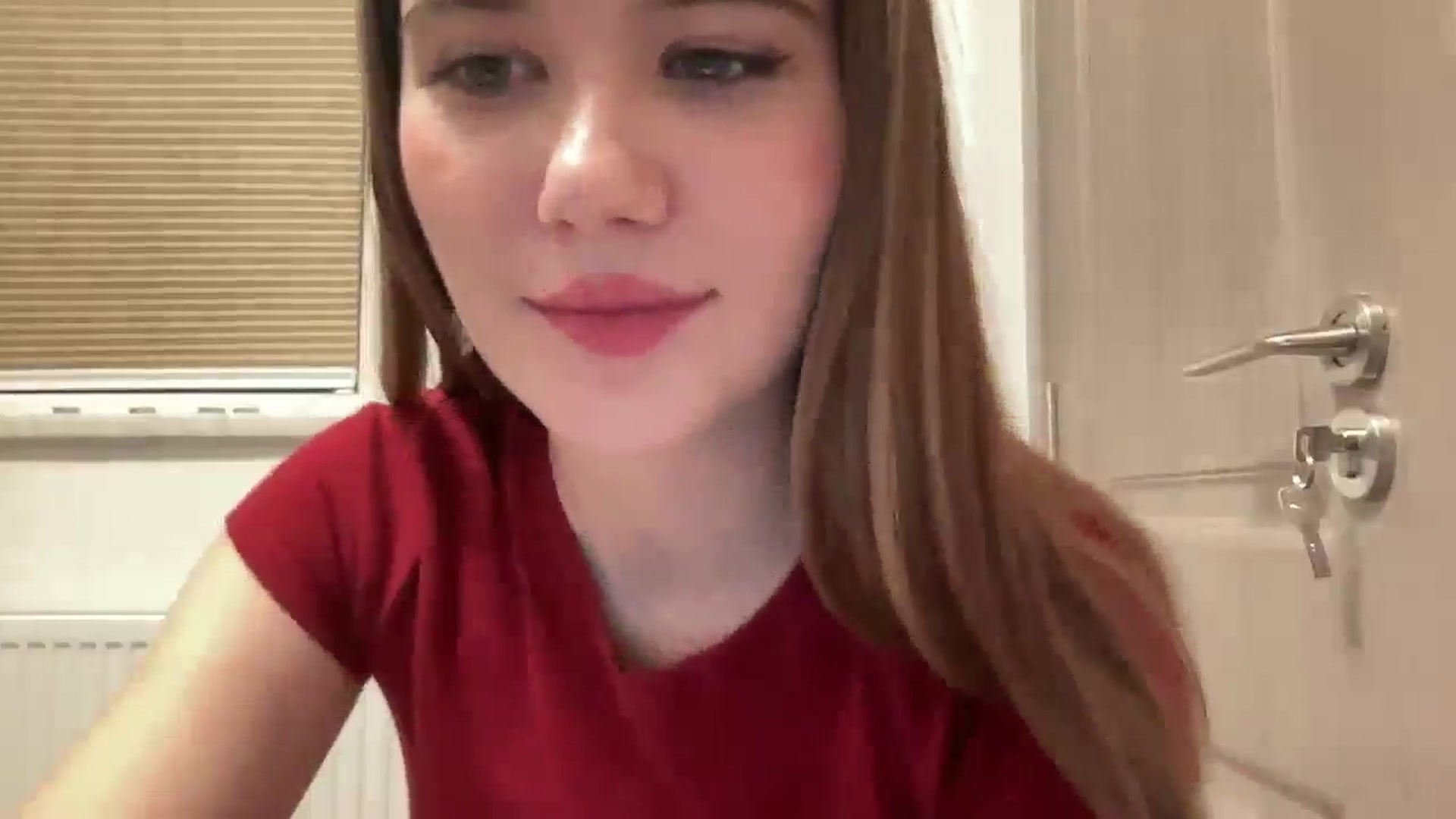 Gallery image thumbnail from Elvira's myfreecams stream on, 02/09/2026, 19:12 image 3 of 20
