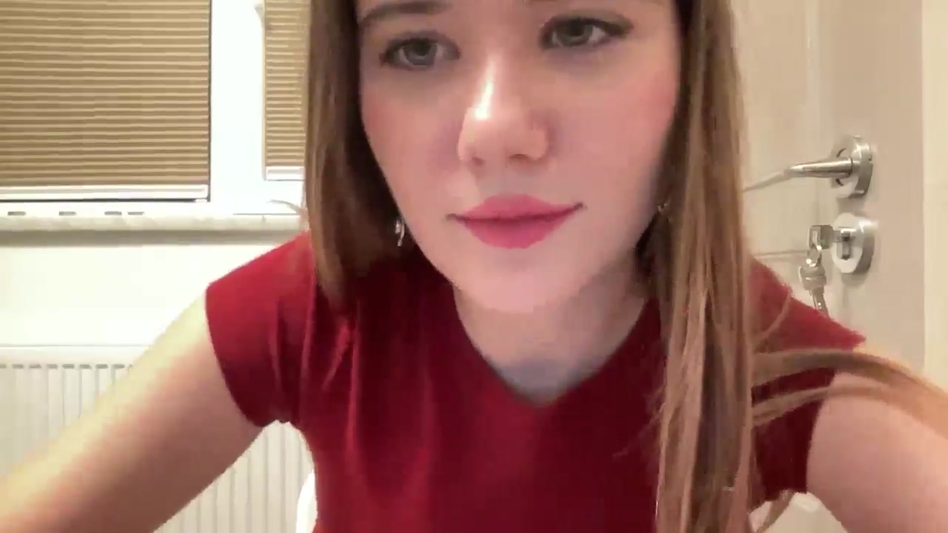 Gallery image thumbnail from Elvira's myfreecams stream on, 02/10/2026, 02:53 image 19 of 20