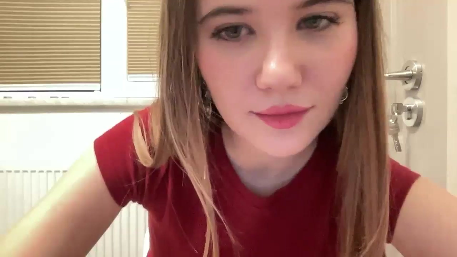 Gallery image thumbnail from Elvira's myfreecams stream on, 02/10/2026, 02:53 image 14 of 20