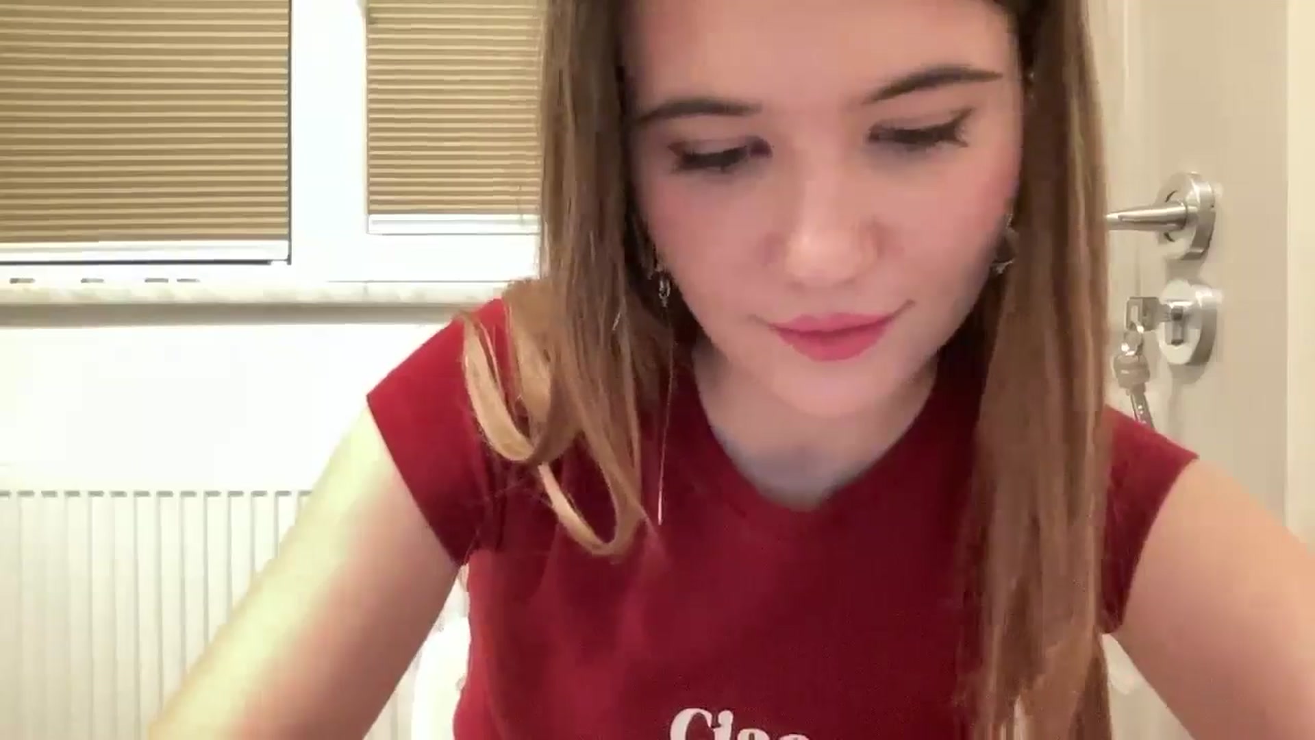 Gallery image thumbnail from Elvira's myfreecams stream on, 02/10/2026, 02:53 image 13 of 20