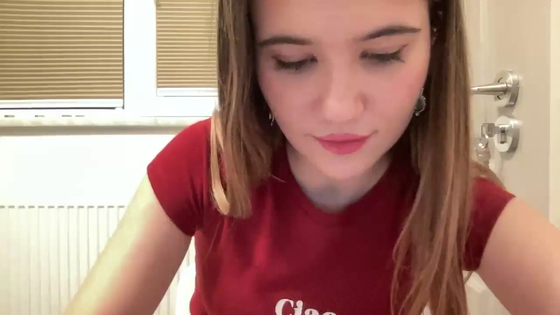 Gallery image thumbnail from Elvira's myfreecams stream on, 02/10/2026, 02:53 image 3 of 20