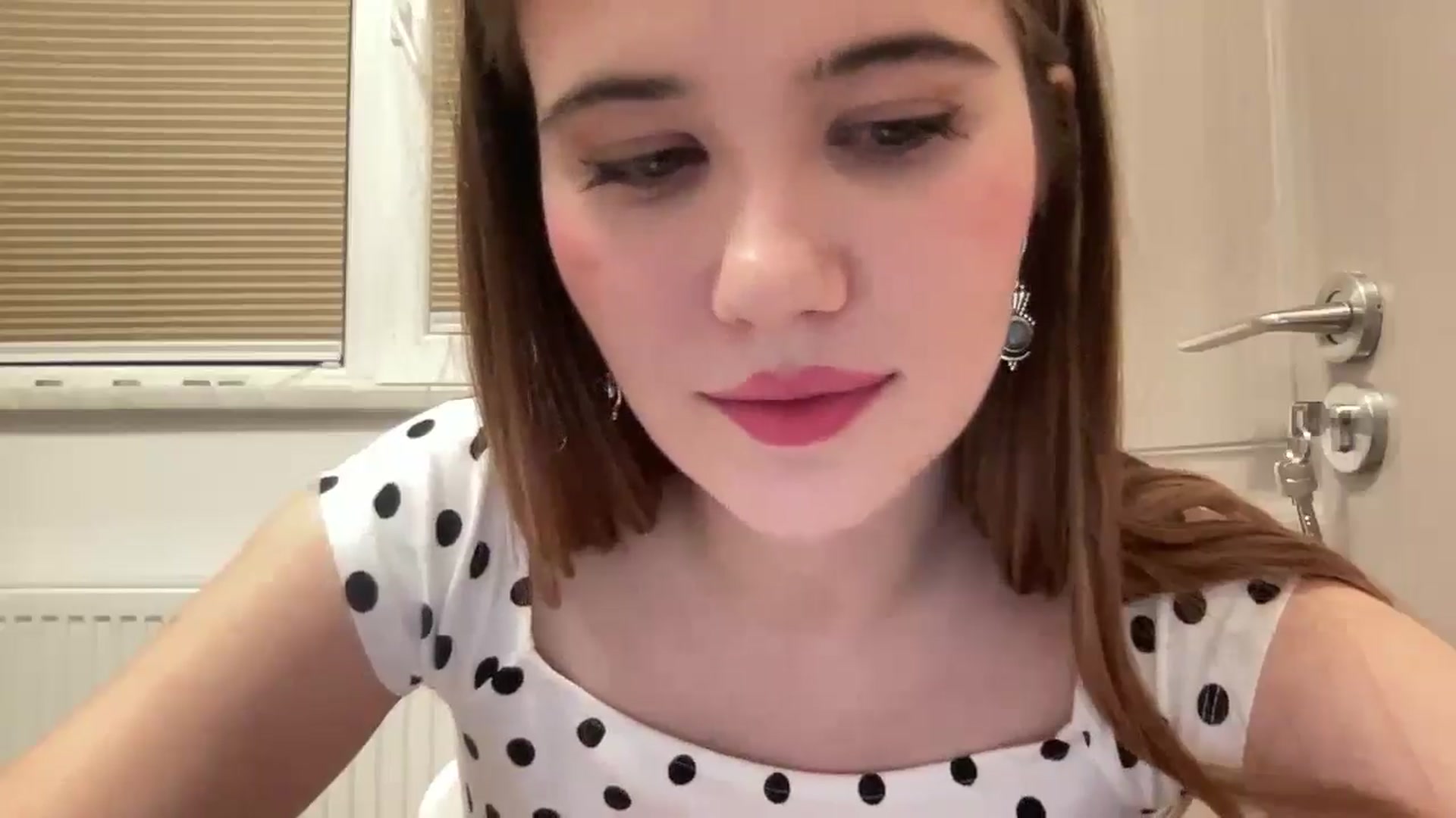 Gallery image thumbnail from Elvira's myfreecams stream on, 02/10/2026, 21:47 image 5 of 20
