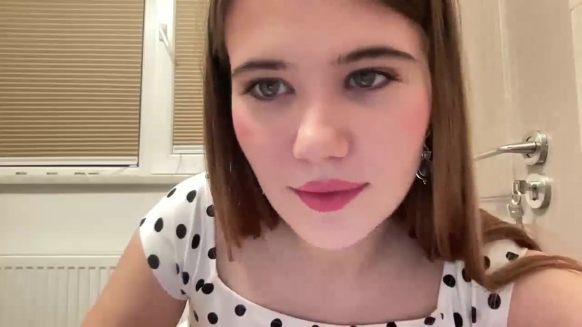 Gallery image thumbnail from Elvira's myfreecams stream on, 02/10/2026, 21:47 image 2 of 20