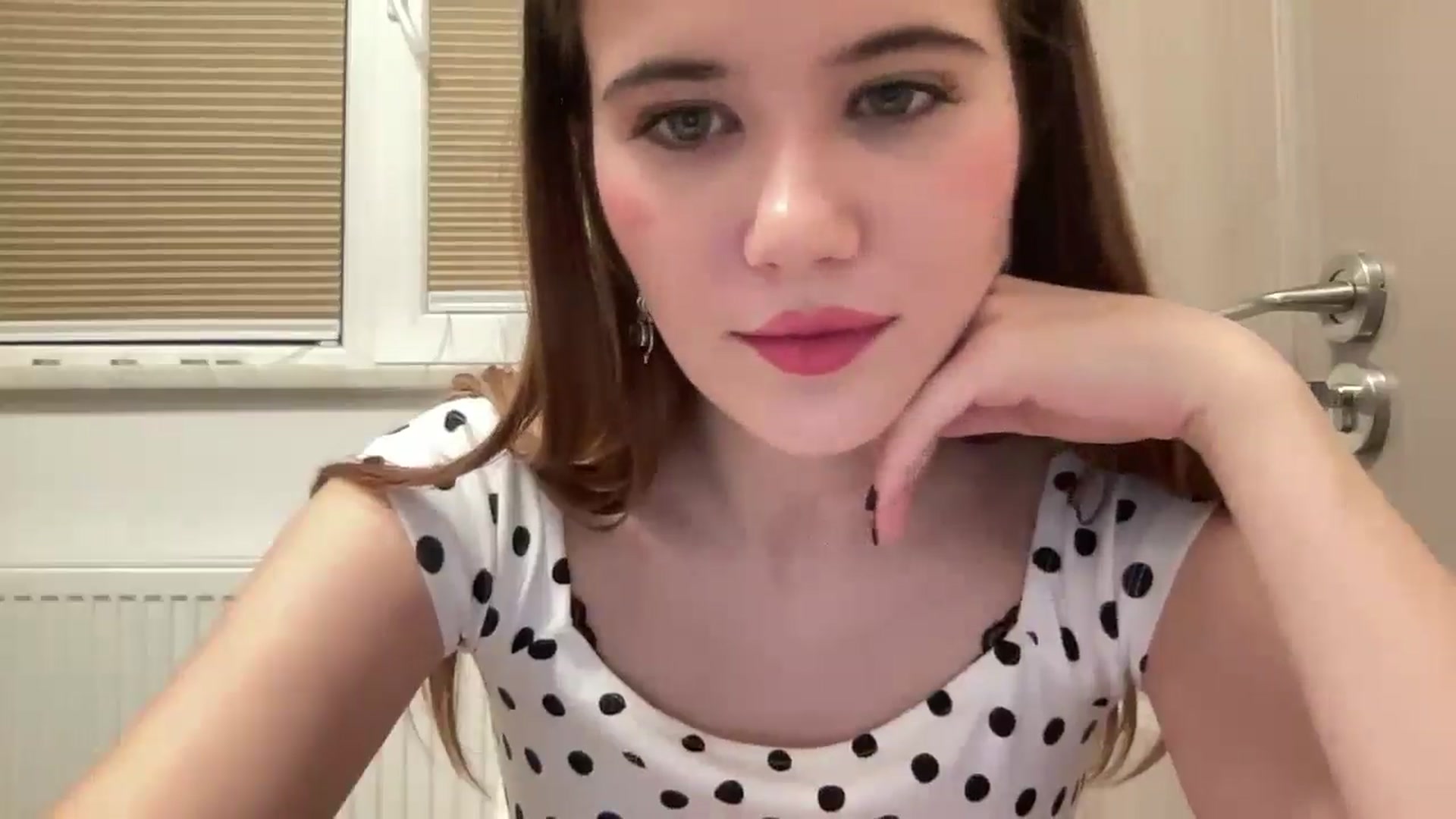 Gallery image thumbnail from Elvira's myfreecams stream on, 02/11/2026, 02:30 image 13 of 20