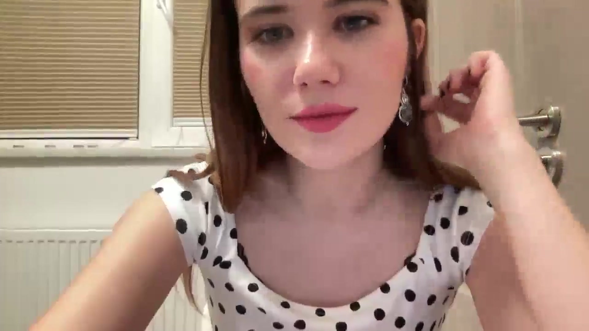 Gallery image thumbnail from Elvira's myfreecams stream on, 02/11/2026, 02:30 image 9 of 20