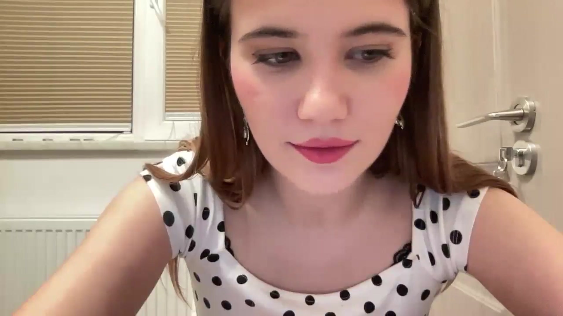 Gallery image thumbnail from Elvira's myfreecams stream on, 02/11/2026, 02:30 image 11 of 20