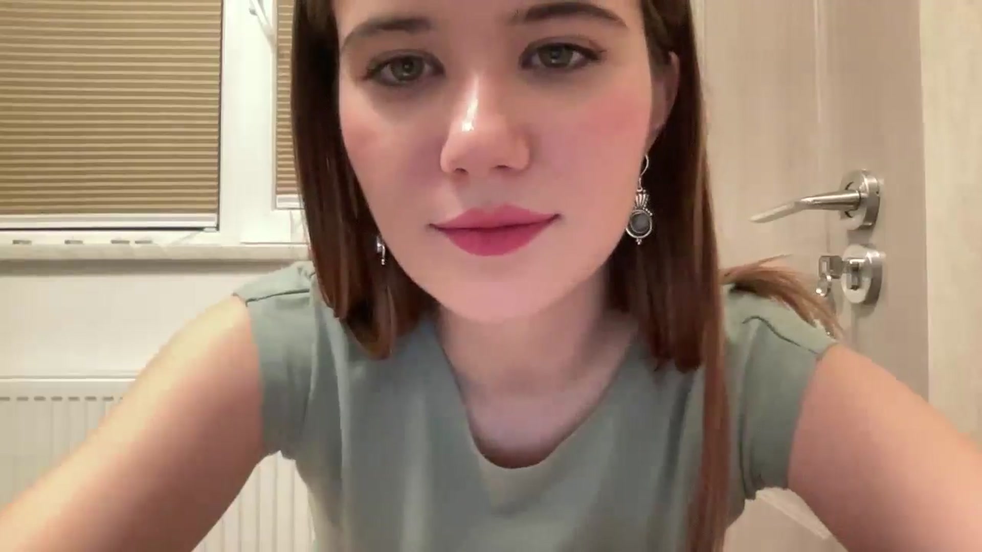 Gallery image thumbnail from Elvira's myfreecams stream on, 02/12/2026, 24:00 image 14 of 20