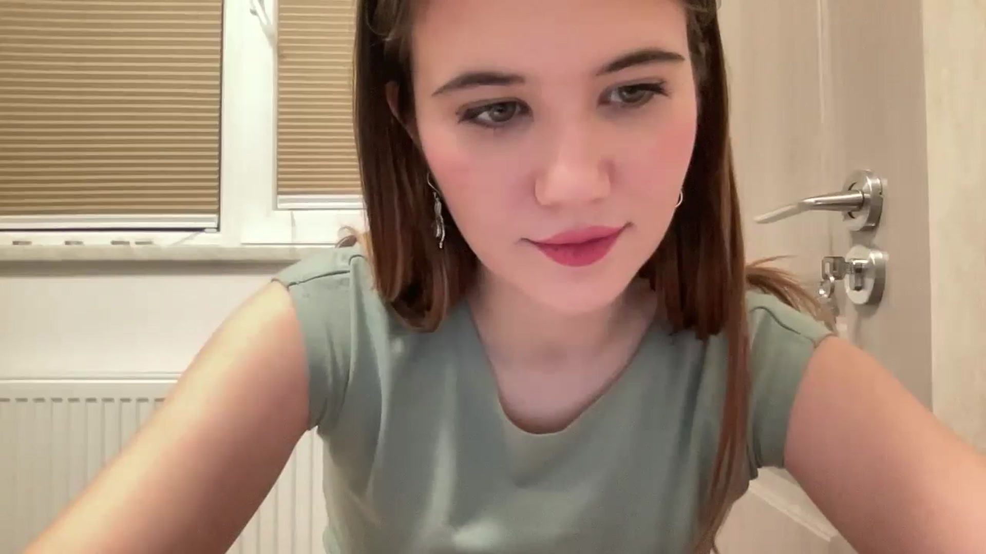 Gallery image thumbnail from Elvira's myfreecams stream on, 02/12/2026, 24:00 image 10 of 20