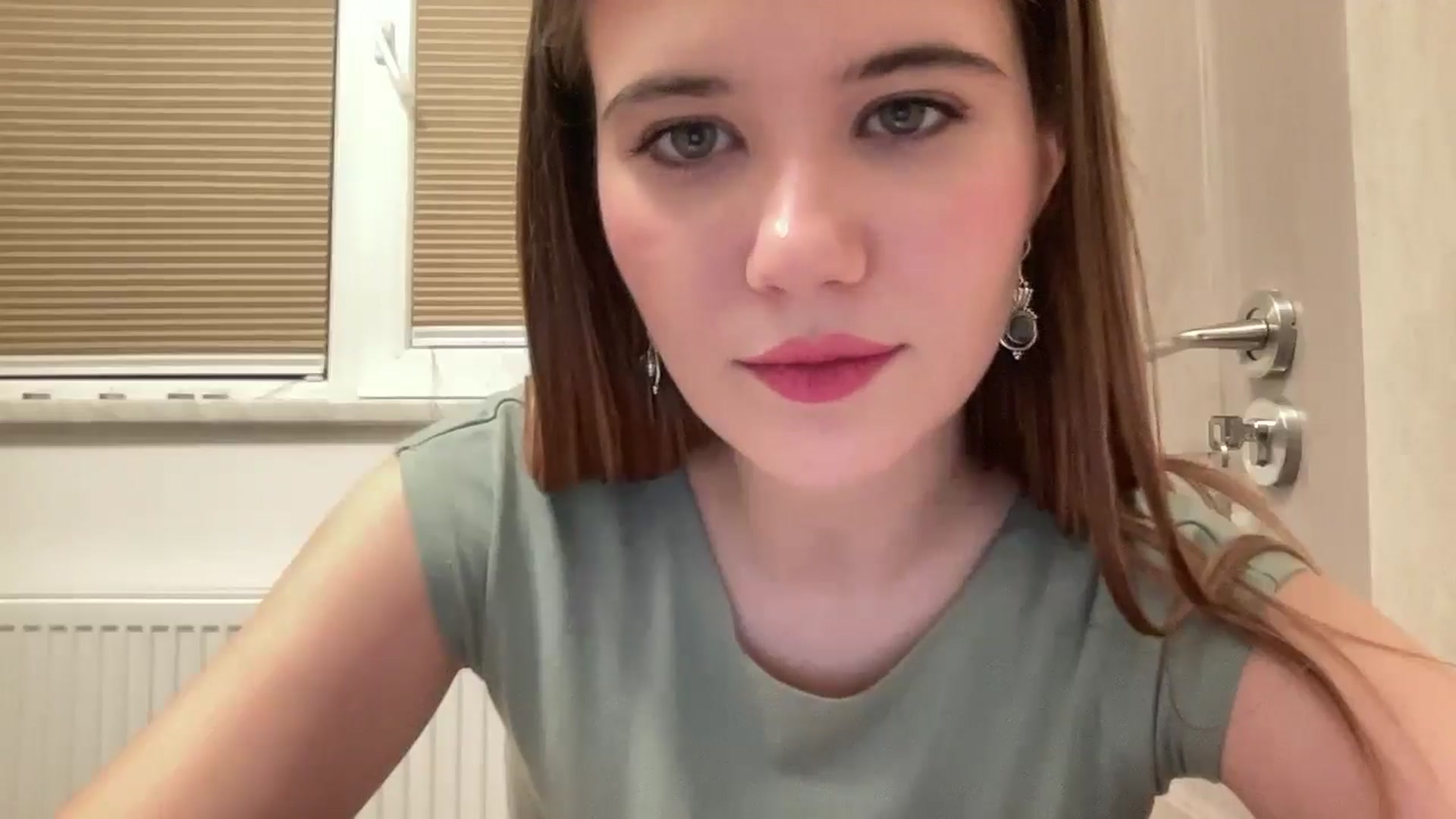 Gallery image thumbnail from Elvira's myfreecams stream on, 02/12/2026, 24:30 image 15 of 20