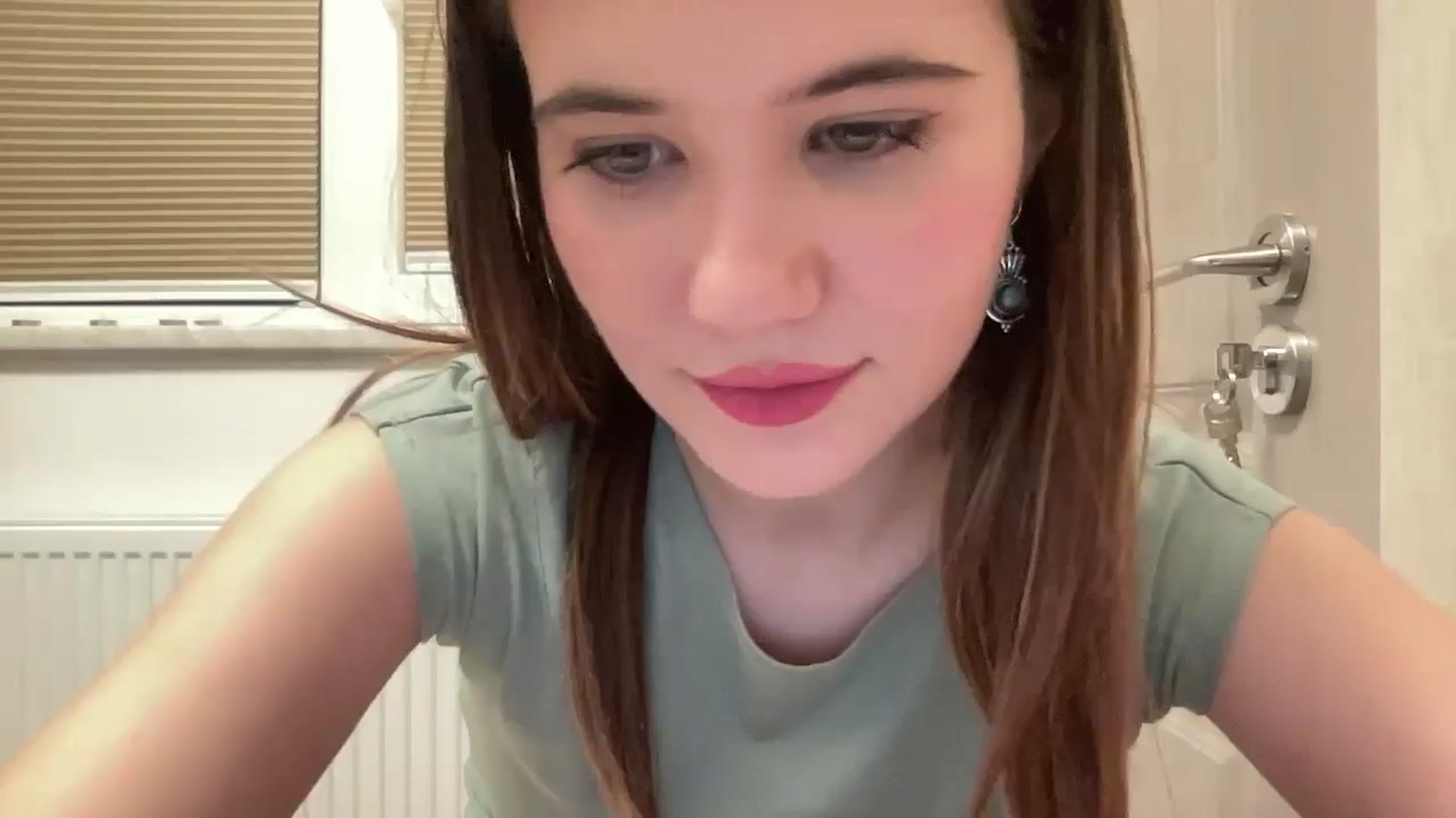 Gallery image thumbnail from Elvira's myfreecams stream on, 02/12/2026, 24:30 image 6 of 20