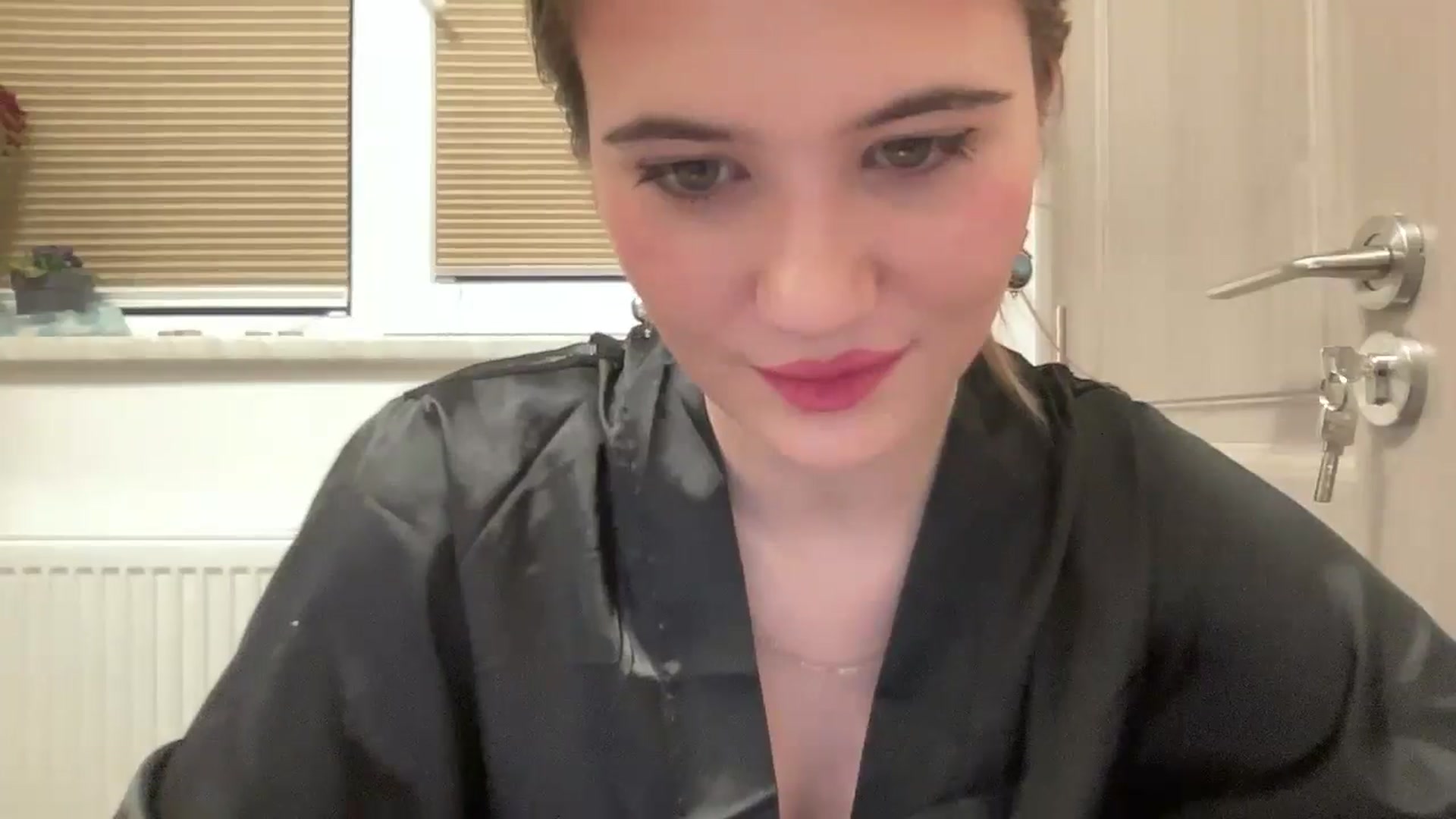 Gallery image thumbnail from Elvira's myfreecams stream on, 02/22/2026, 23:58 image 9 of 20