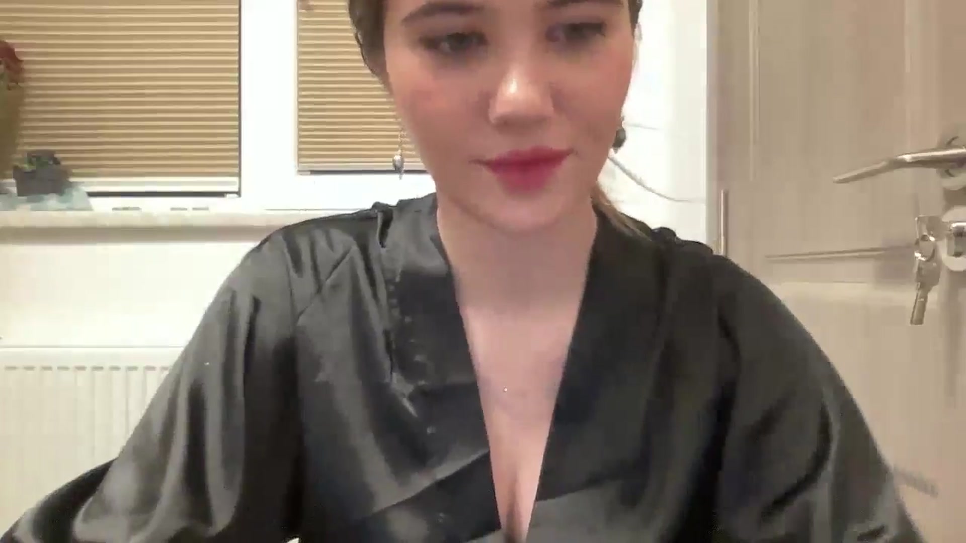 Gallery image thumbnail from Elvira's myfreecams stream on, 02/22/2026, 23:58 image 12 of 20