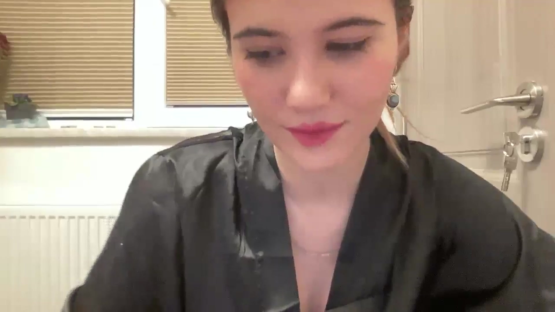 Gallery image thumbnail from Elvira's myfreecams stream on, 02/22/2026, 23:58 image 10 of 20