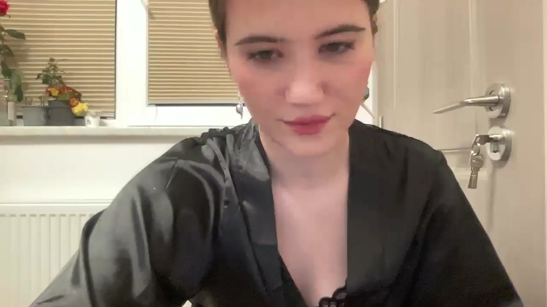 Gallery image thumbnail from Elvira's myfreecams stream on, 03/02/2026, 22:01 image 12 of 20
