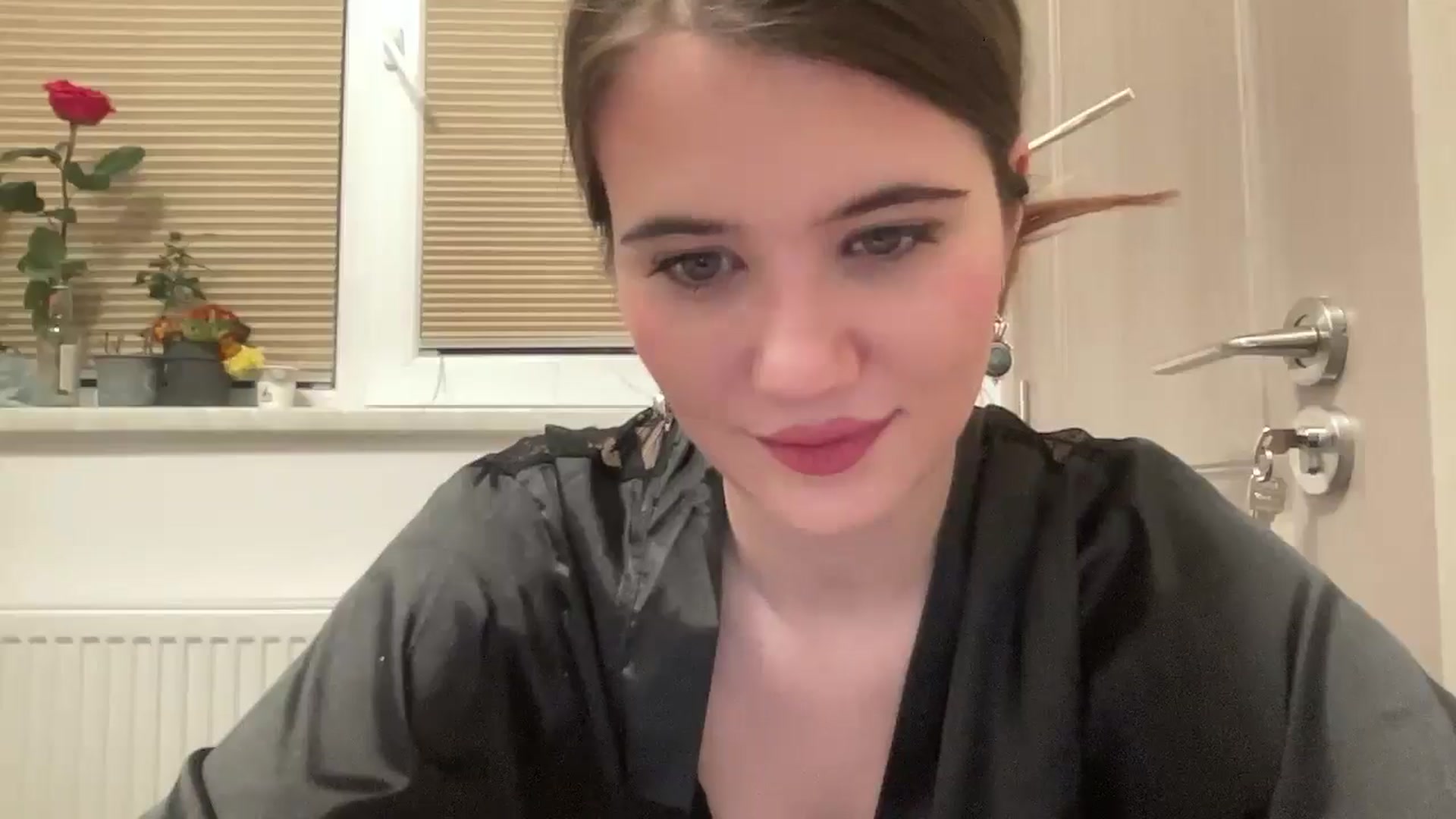 Gallery image thumbnail from Elvira's myfreecams stream on, 03/03/2026, 24:53 image 19 of 20