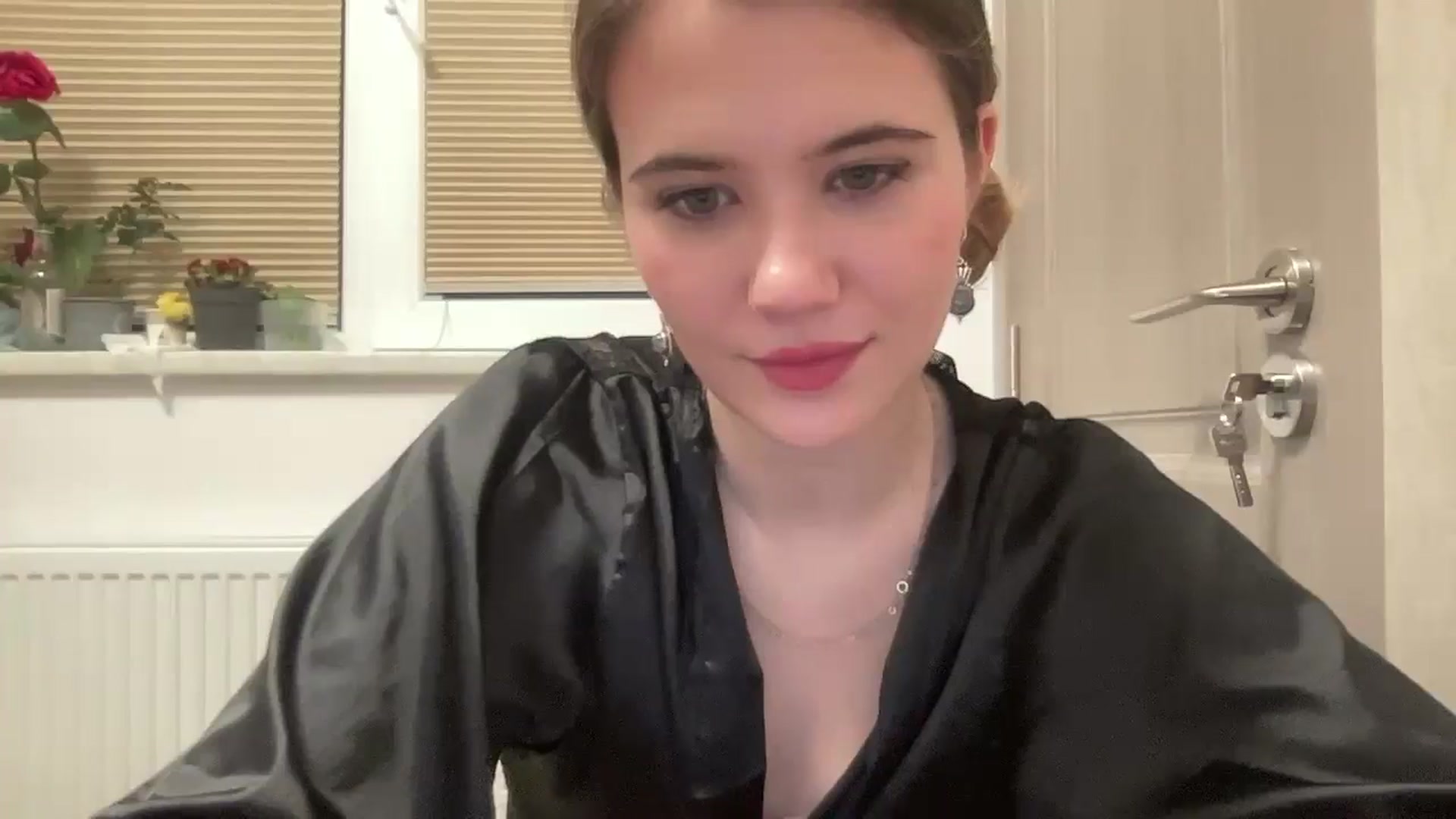 Gallery image thumbnail from Elvira's myfreecams stream on, 03/08/2026, 24:01 image 11 of 20