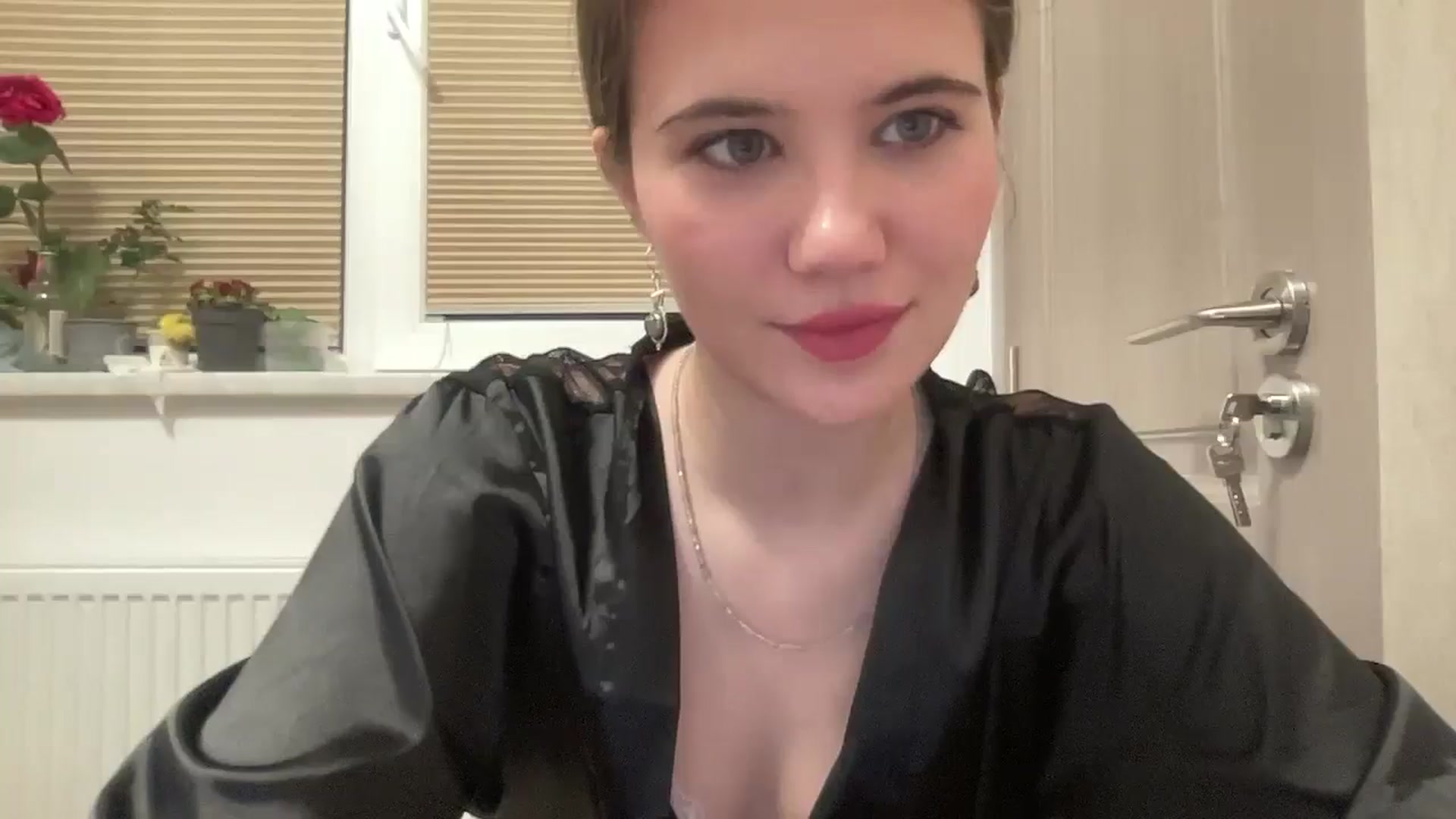 Gallery image thumbnail from Elvira's myfreecams stream on, 03/08/2026, 24:01 image 20 of 20