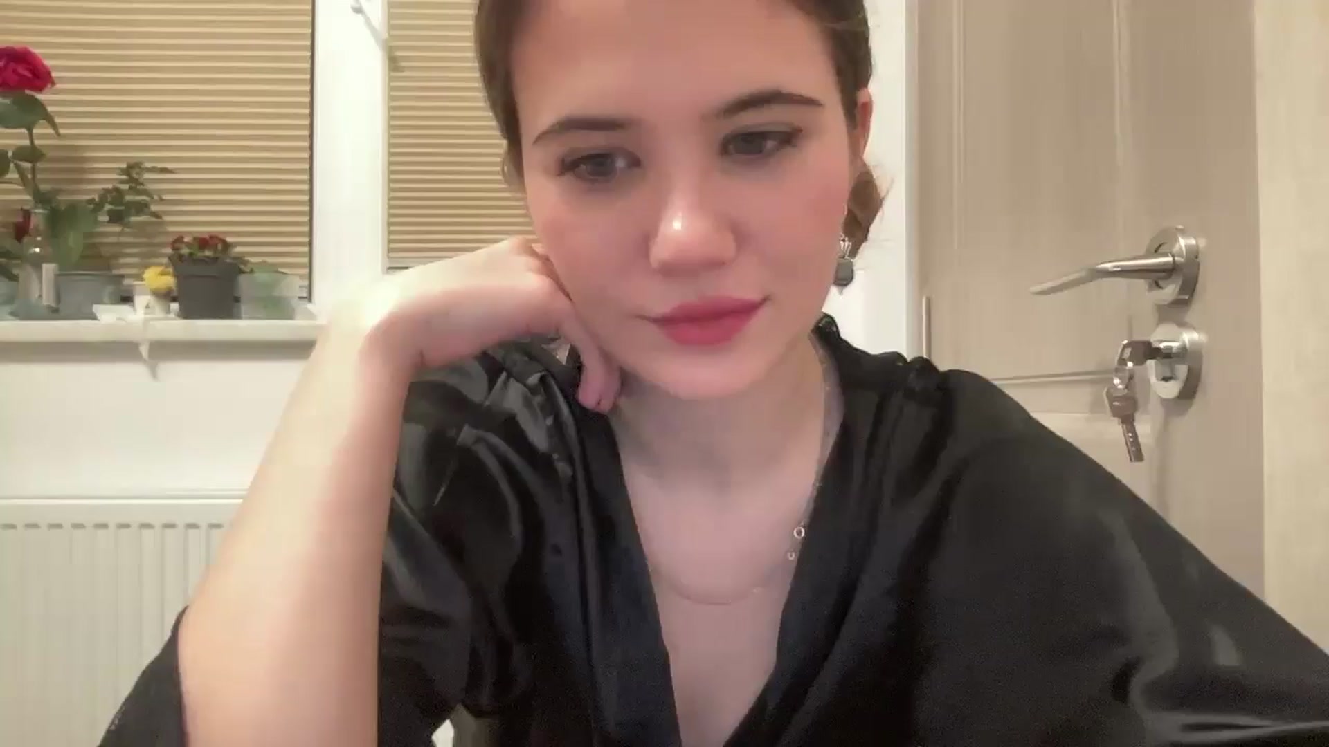 Gallery image thumbnail from Elvira's myfreecams stream on, 03/08/2026, 24:01 image 13 of 20