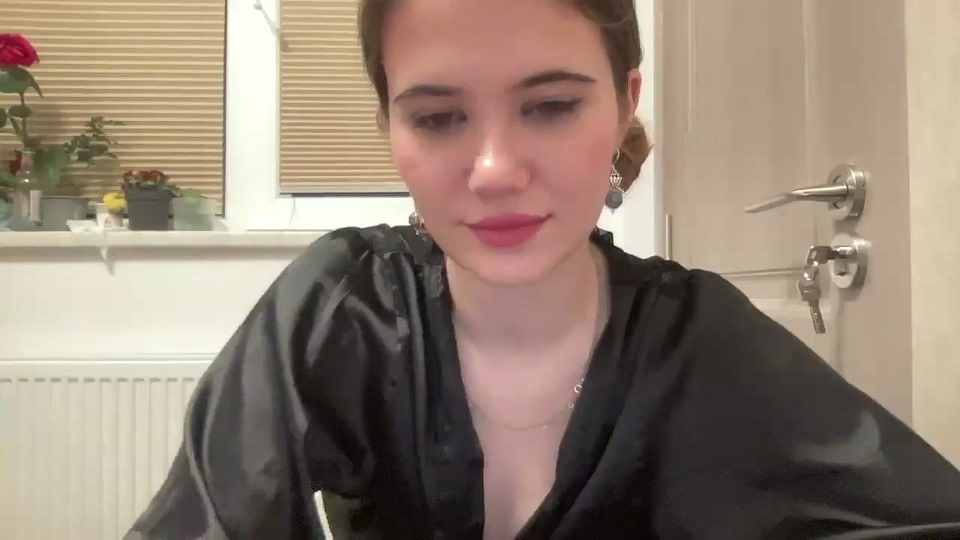 Gallery image thumbnail from Elvira's myfreecams stream on, 03/08/2026, 24:01 image 6 of 20