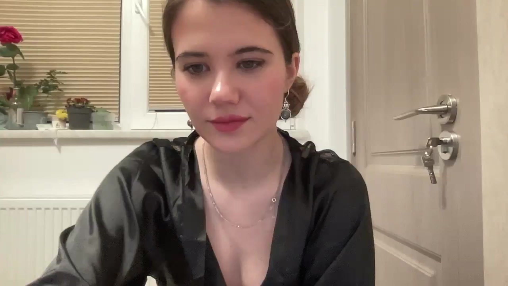 Gallery image thumbnail from Elvira's myfreecams stream on, 03/08/2026, 24:33 image 10 of 20