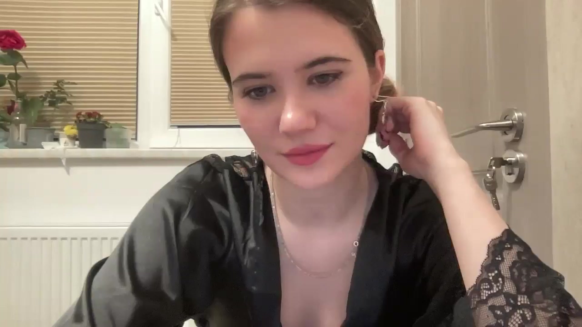 Gallery image thumbnail from Elvira's myfreecams stream on, 03/08/2026, 24:33 image 8 of 20