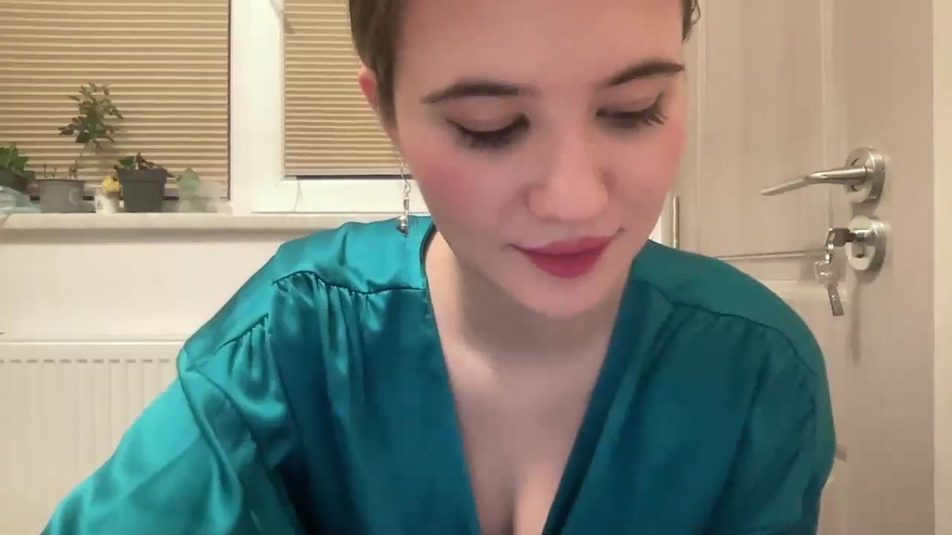 Gallery image thumbnail from Elvira's myfreecams stream on, 03/18/2026, 24:31 image 12 of 20